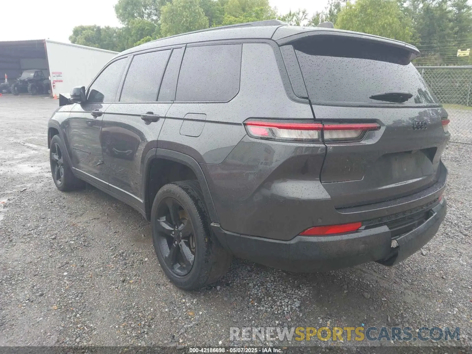 3 Photograph of a damaged car 1C4RJJAG4P8836508 JEEP GRAND CHEROKEE L 2023