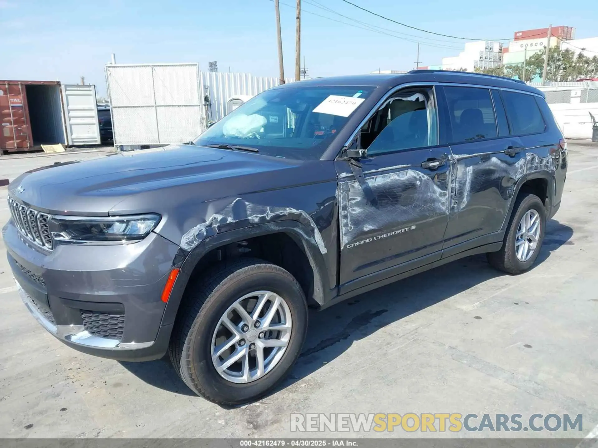 2 Photograph of a damaged car 1C4RJJAG6P8869591 JEEP GRAND CHEROKEE L 2023