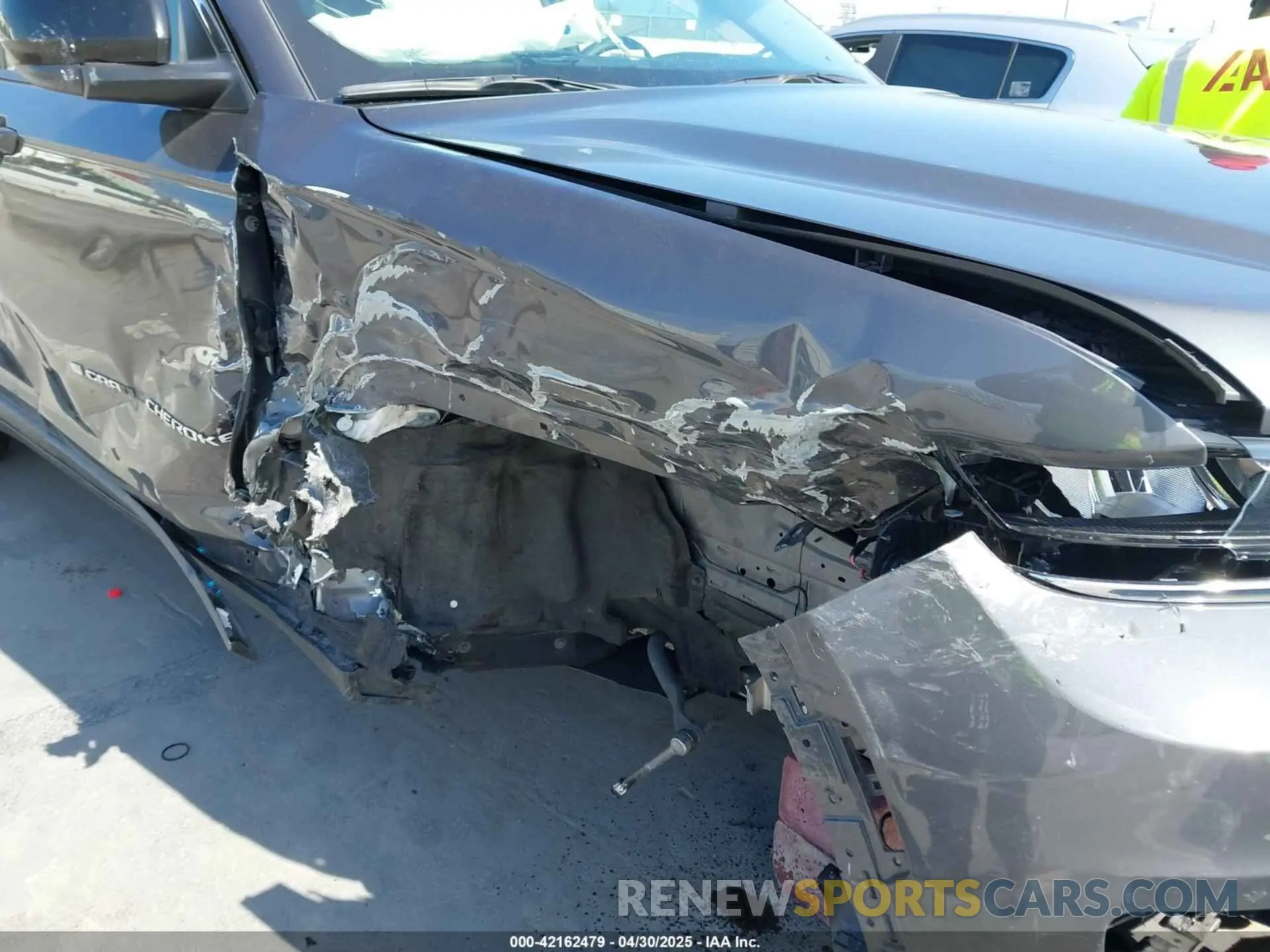 6 Photograph of a damaged car 1C4RJJAG6P8869591 JEEP GRAND CHEROKEE L 2023