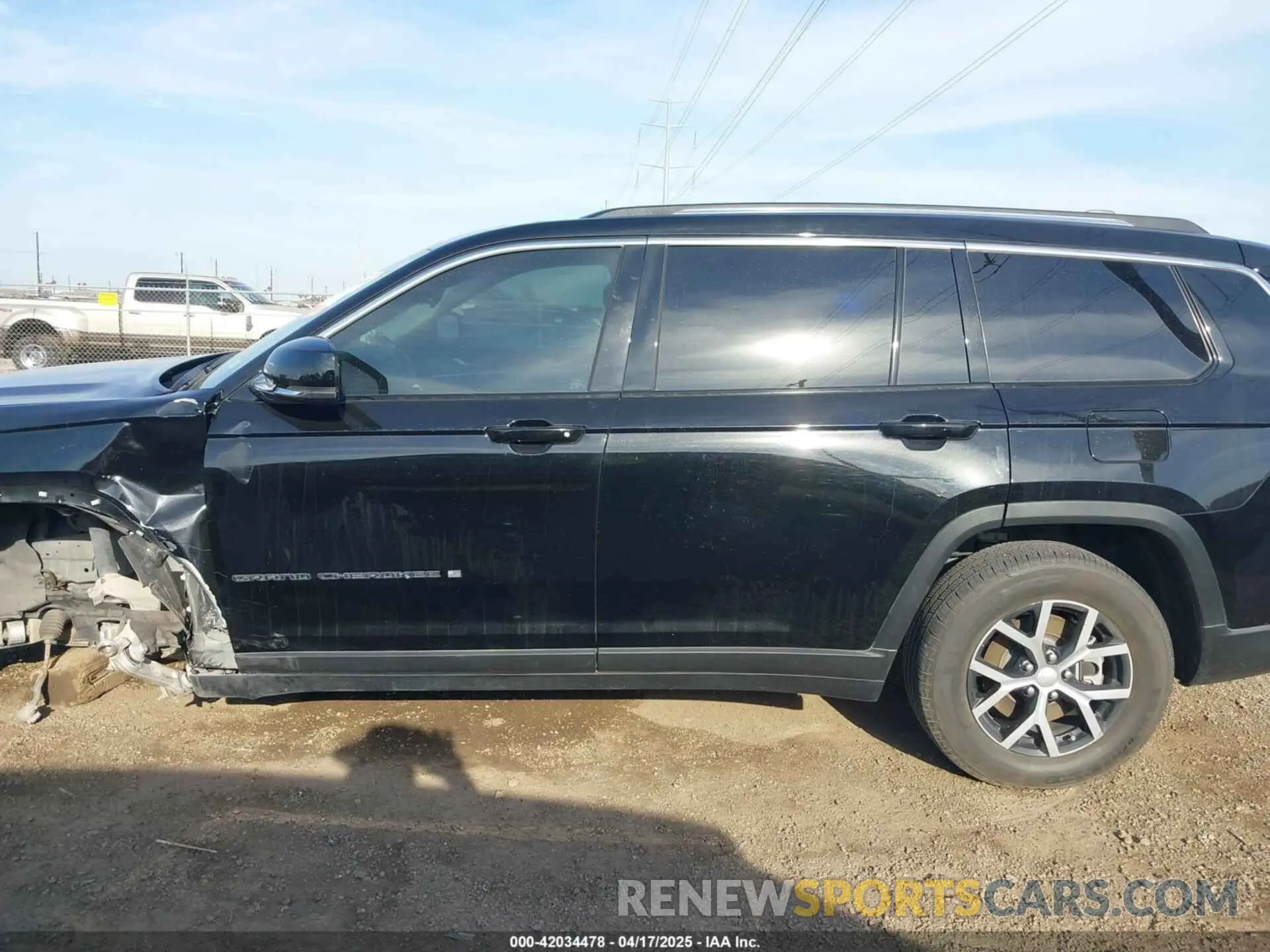 14 Фотография поврежденного автомобиля 1C4RJJBG4P8811817 JEEP GRAND CHEROKEE L 2023