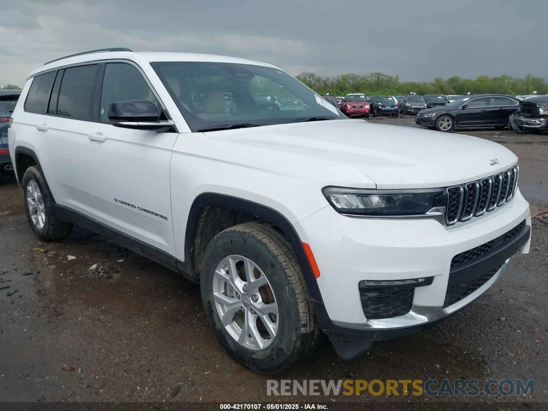 1 Photograph of a damaged car 1C4RJJBG5P8783235 JEEP GRAND CHEROKEE L 2023