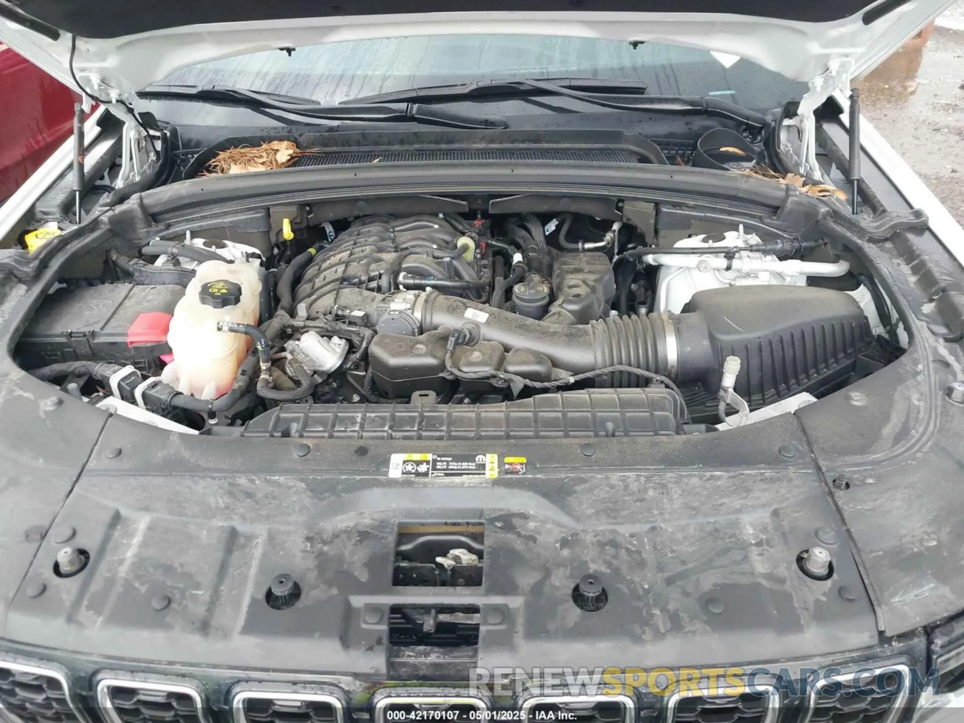 10 Photograph of a damaged car 1C4RJJBG5P8783235 JEEP GRAND CHEROKEE L 2023
