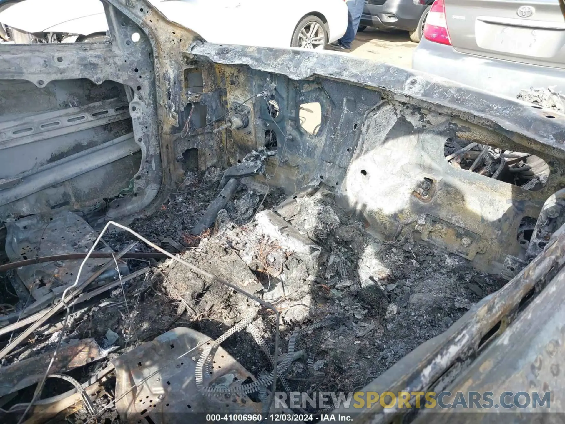 5 Photograph of a damaged car 1C4RJJBG9P8106477 JEEP GRAND CHEROKEE L 2023
