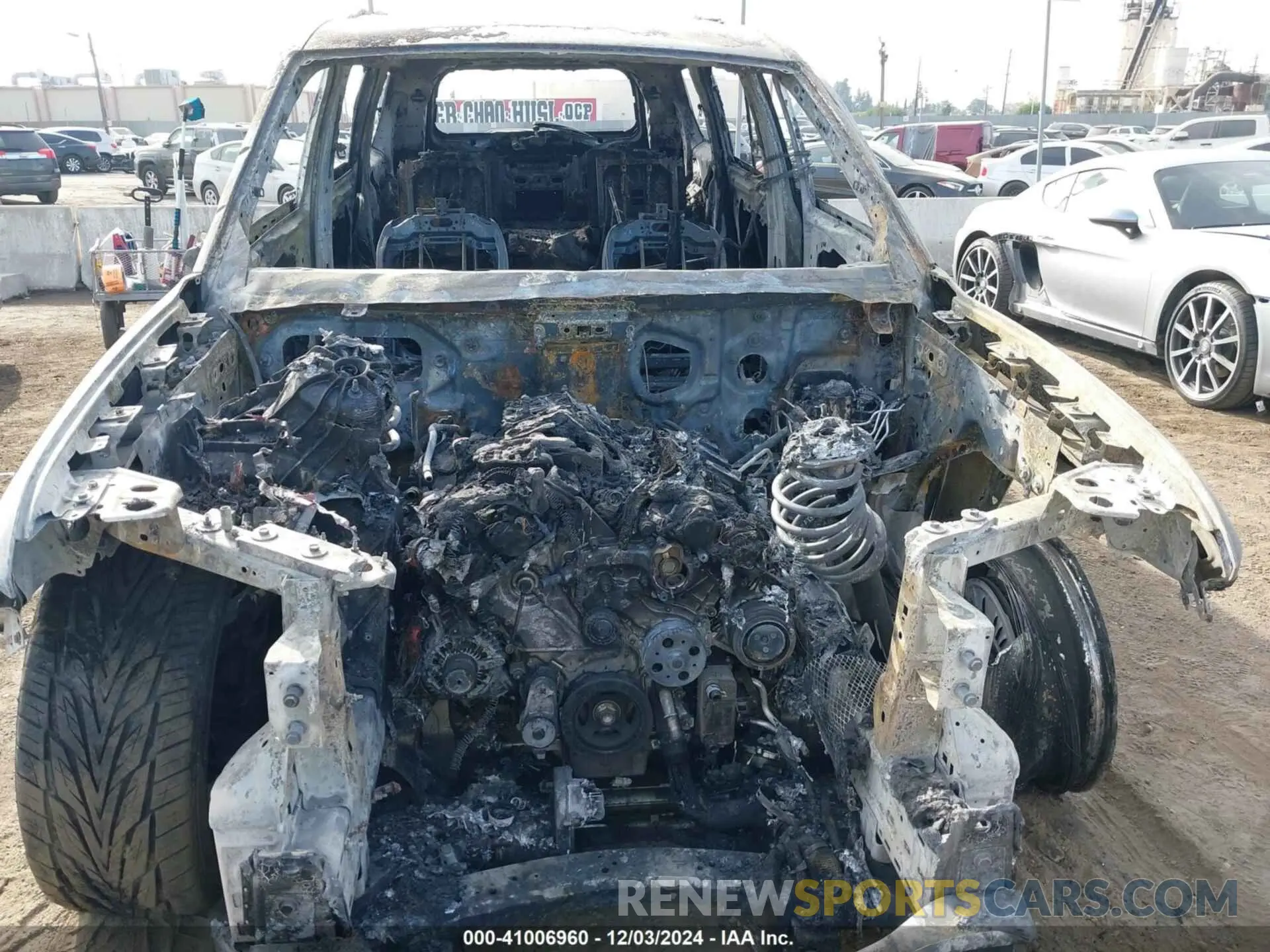 6 Photograph of a damaged car 1C4RJJBG9P8106477 JEEP GRAND CHEROKEE L 2023