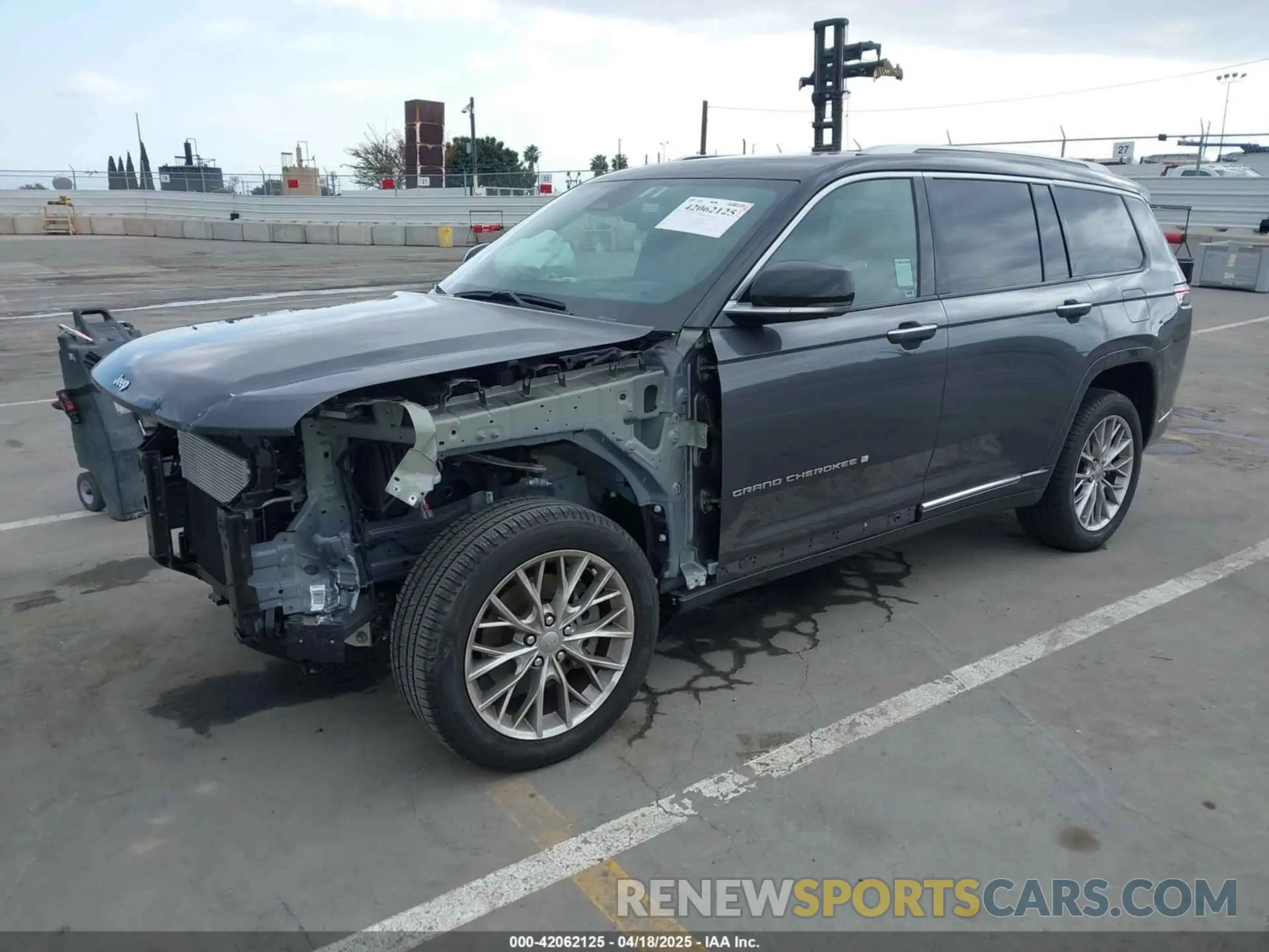 2 Фотография поврежденного автомобиля 1C4RJJEG2P8703949 JEEP GRAND CHEROKEE L 2023