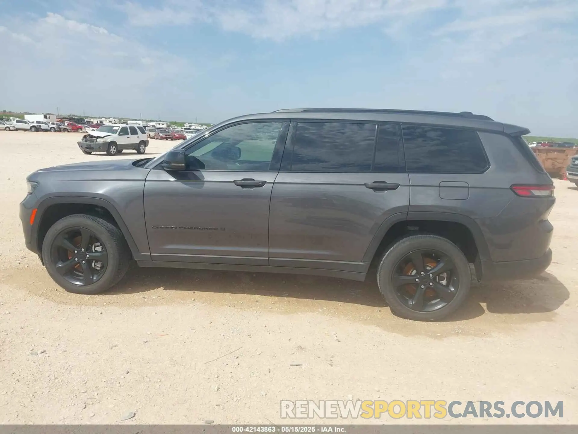 15 Photograph of a damaged car 1C4RJKAG0P8700978 JEEP GRAND CHEROKEE L 2023