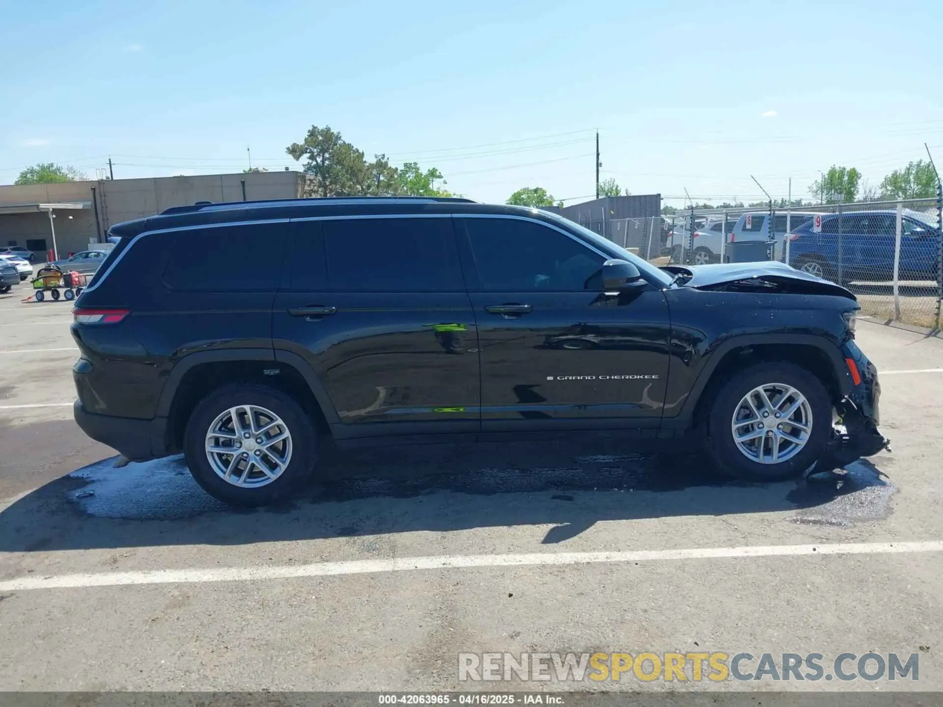 13 Фотография поврежденного автомобиля 1C4RJKAG0P8797714 JEEP GRAND CHEROKEE L 2023