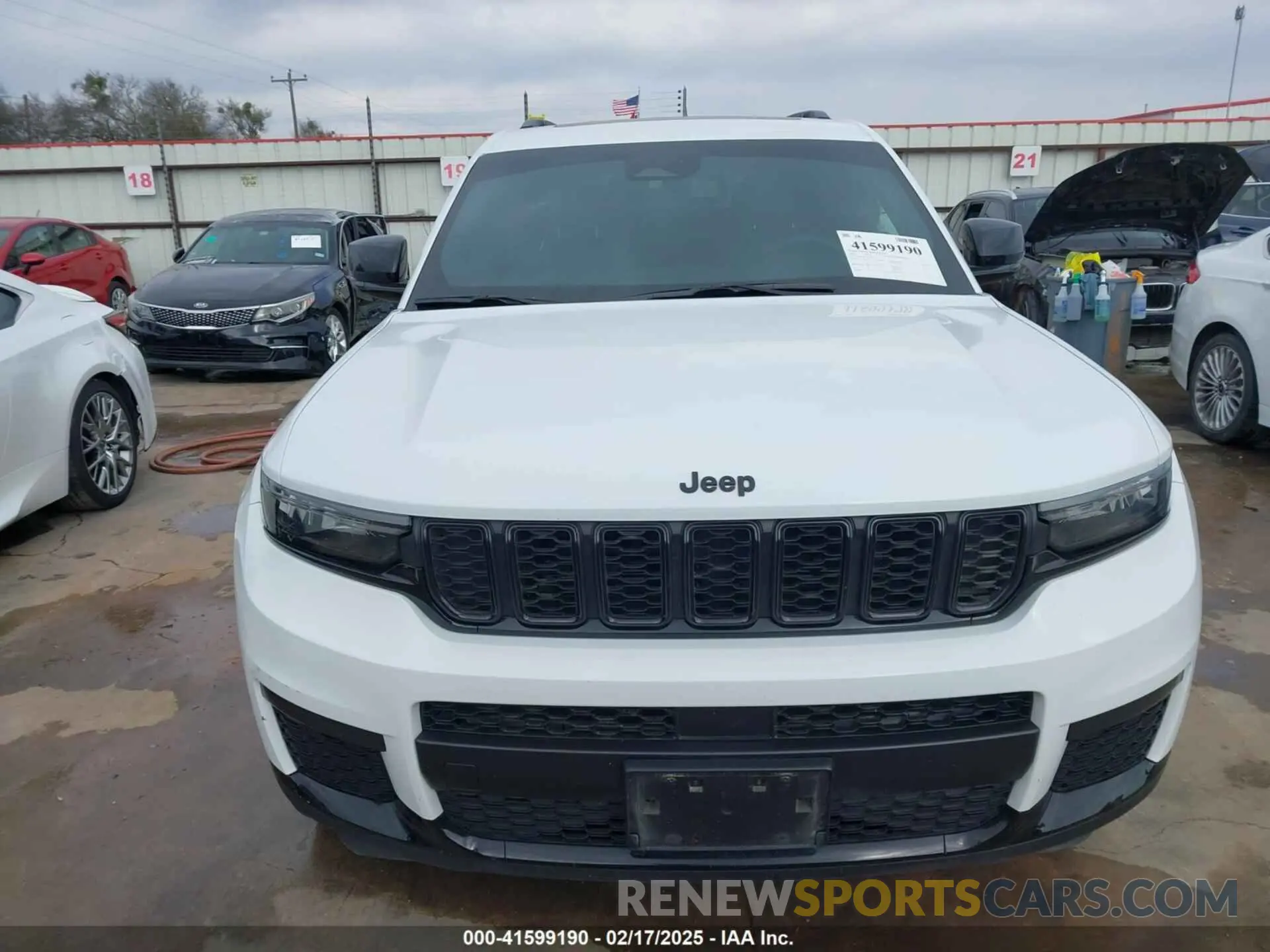 19 Photograph of a damaged car 1C4RJKAG1P8700942 JEEP GRAND CHEROKEE L 2023