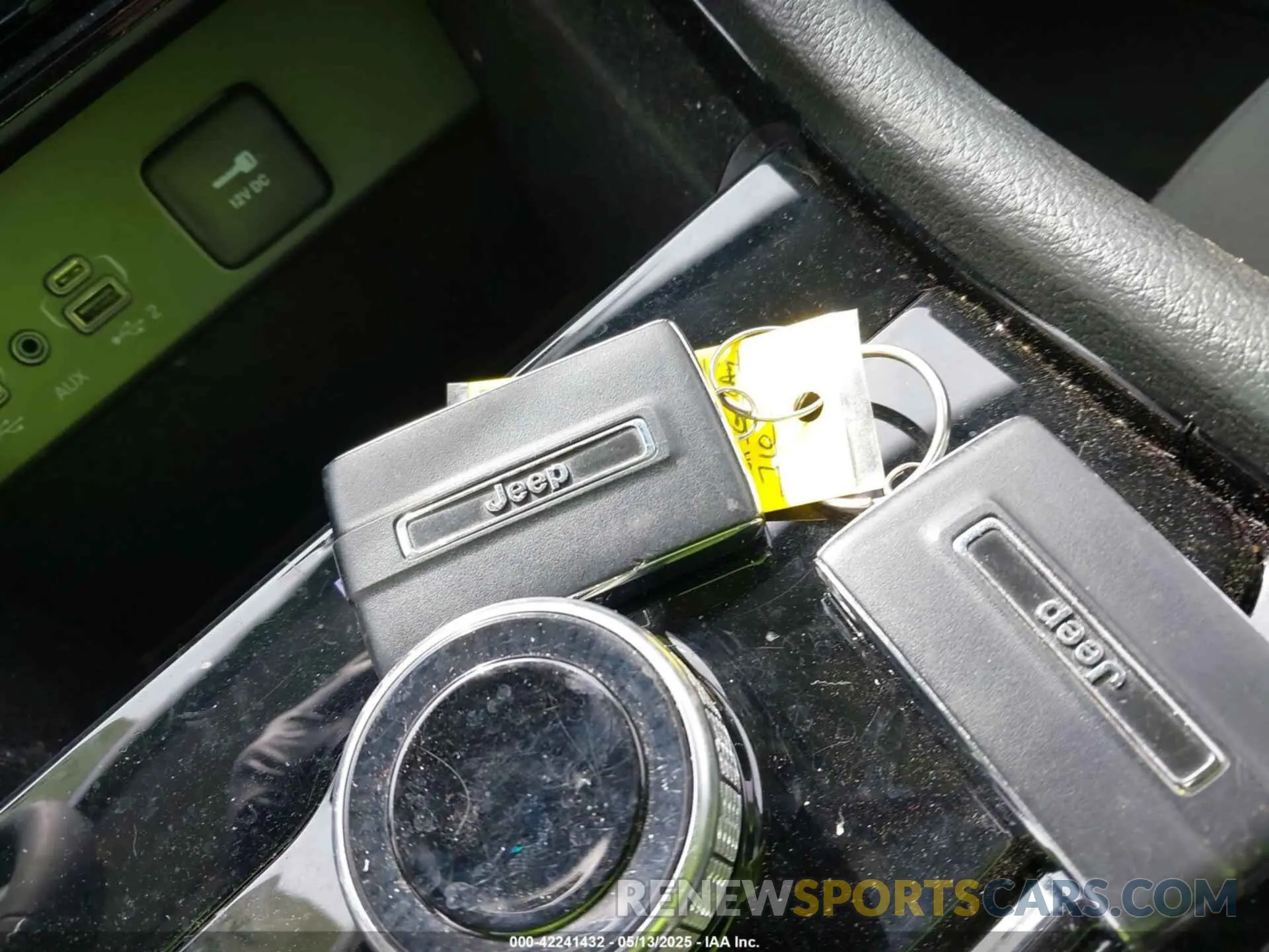11 Фотография поврежденного автомобиля 1C4RJKAG1P8710032 JEEP GRAND CHEROKEE L 2023