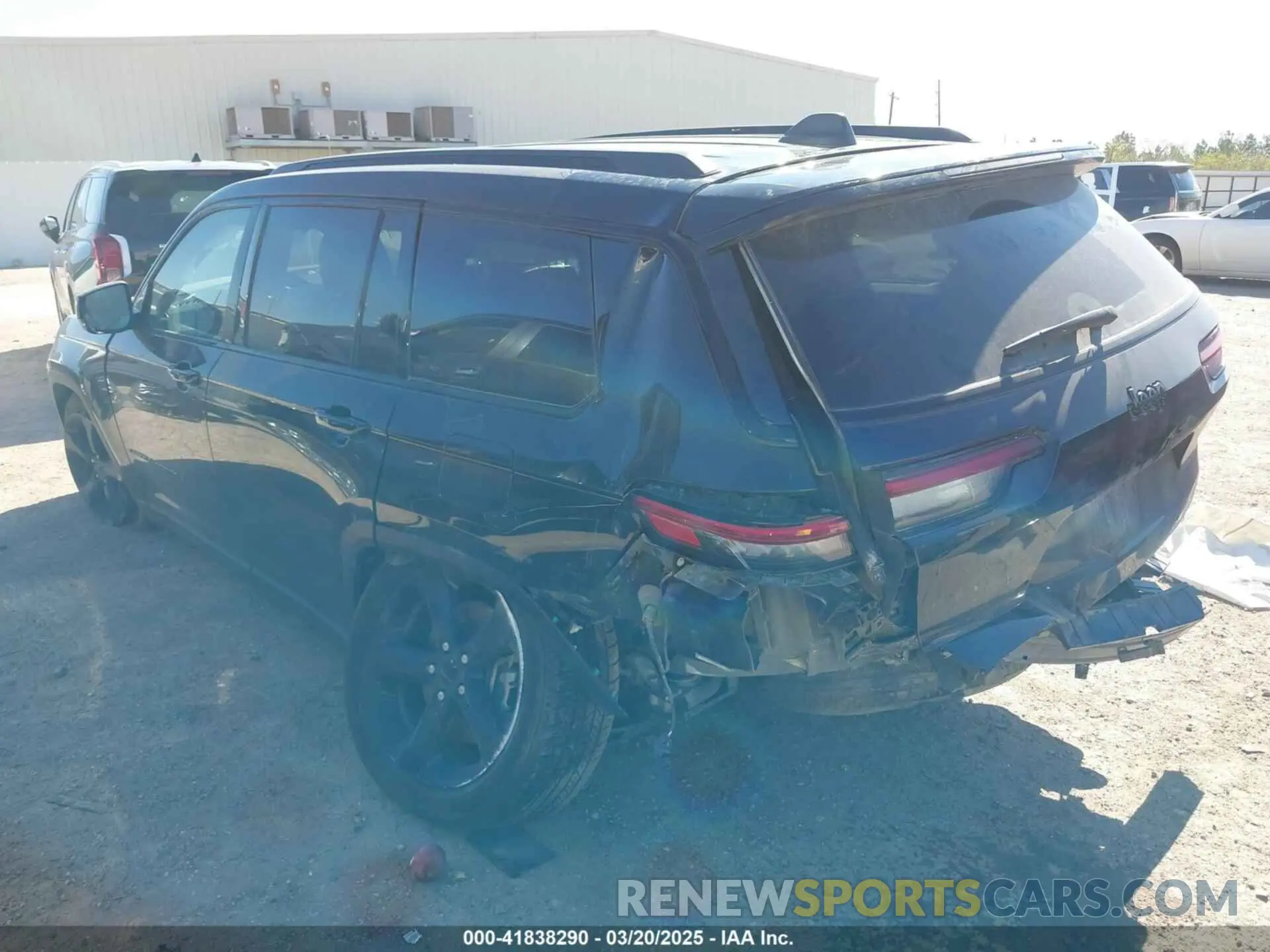3 Фотография поврежденного автомобиля 1C4RJKAG2P8814979 JEEP GRAND CHEROKEE L 2023
