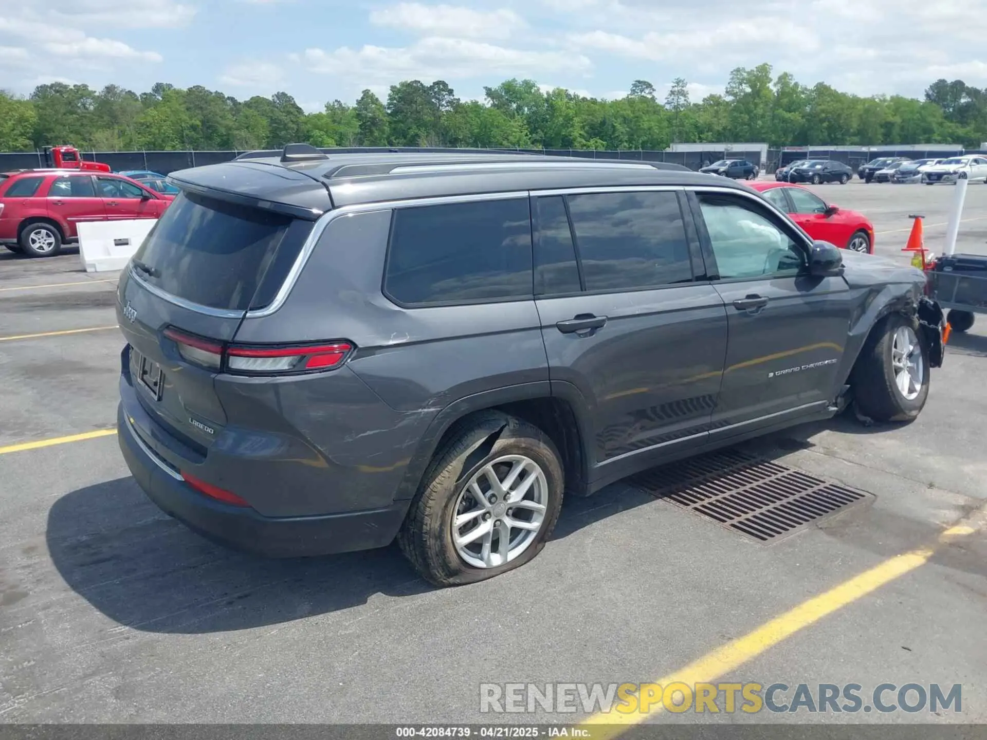 4 Фотография поврежденного автомобиля 1C4RJKAG3P8109737 JEEP GRAND CHEROKEE L 2023