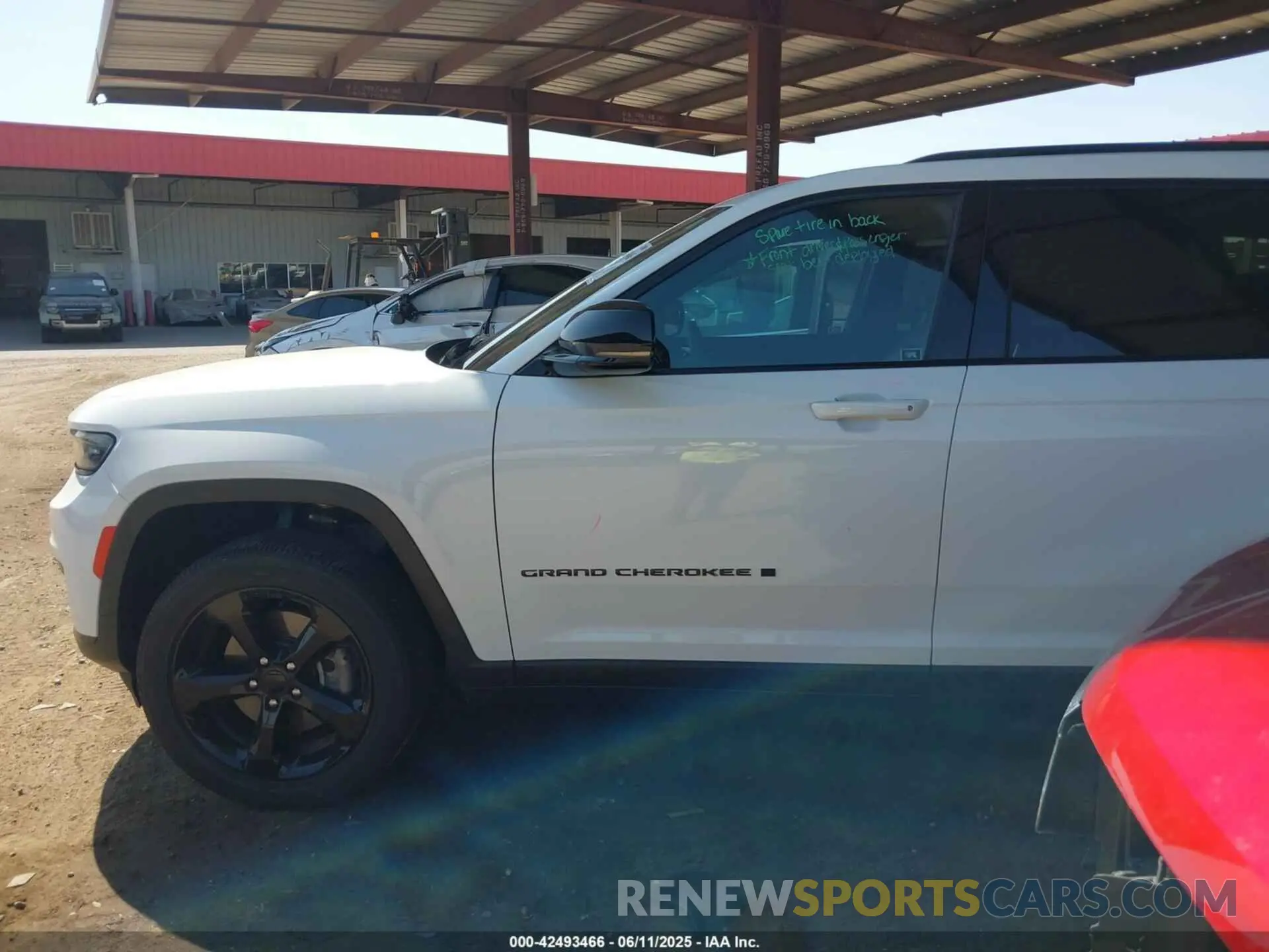 15 Photograph of a damaged car 1C4RJKAG3P8745266 JEEP GRAND CHEROKEE L 2023