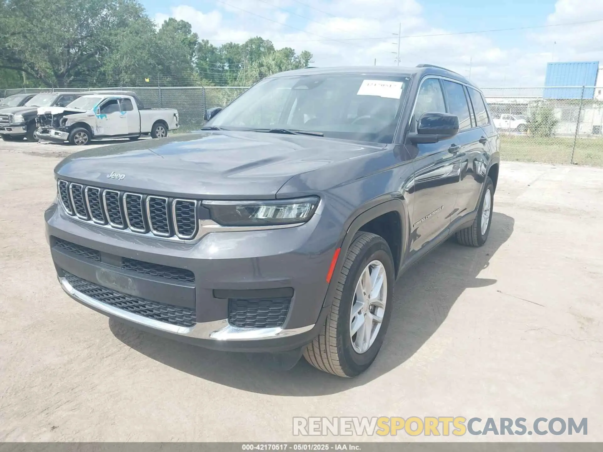 2 Photograph of a damaged car 1C4RJKAG4P8828625 JEEP GRAND CHEROKEE L 2023
