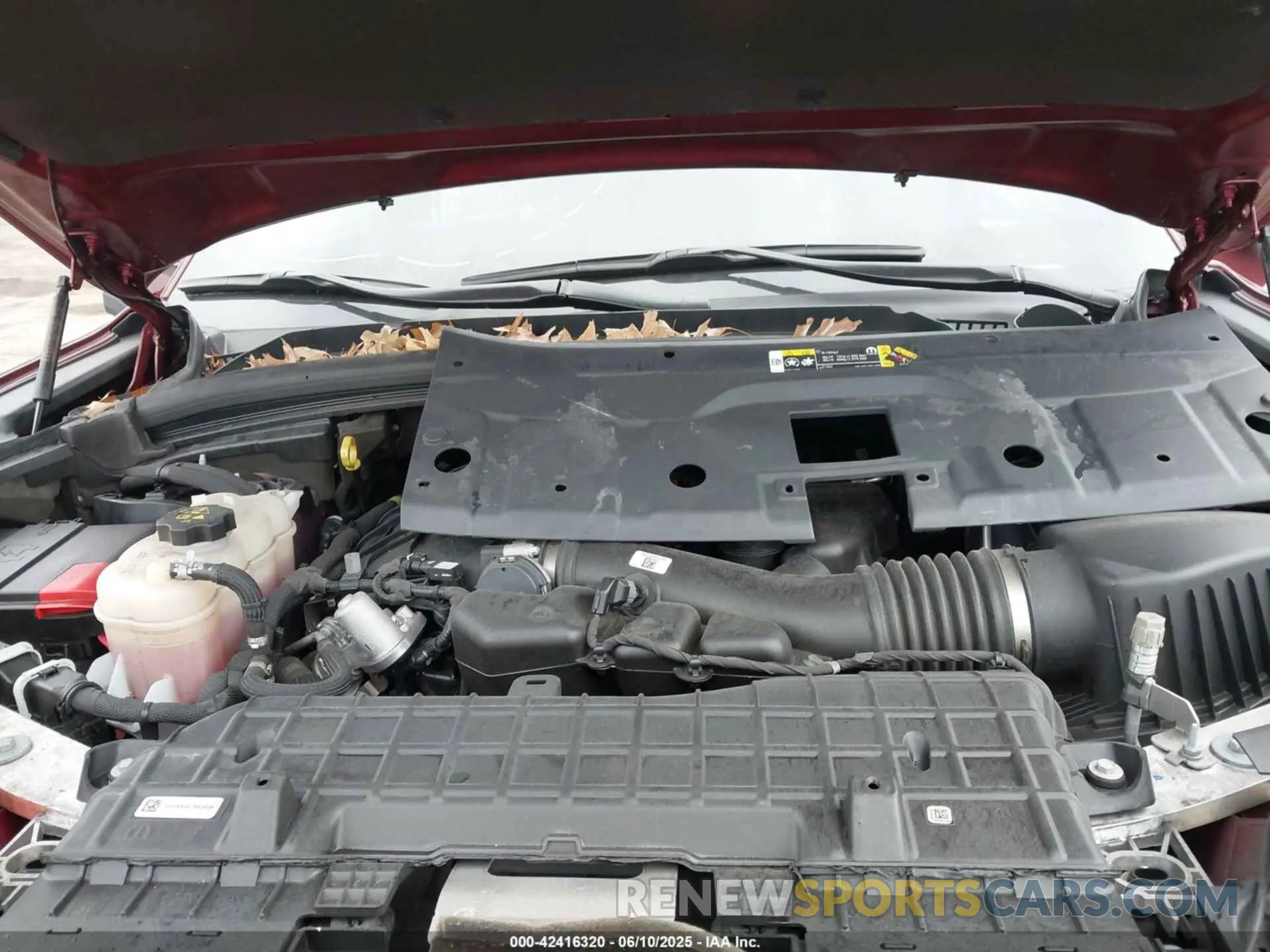10 Photograph of a damaged car 1C4RJKAG4P8879011 JEEP GRAND CHEROKEE L 2023