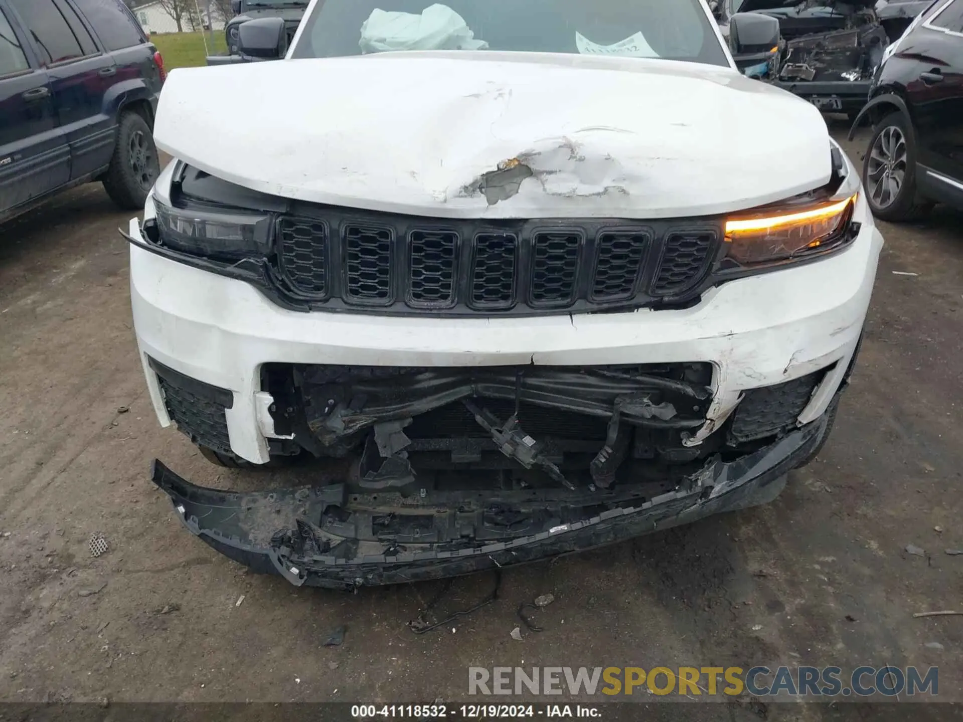 6 Фотография поврежденного автомобиля 1C4RJKAG5P8872715 JEEP GRAND CHEROKEE L 2023