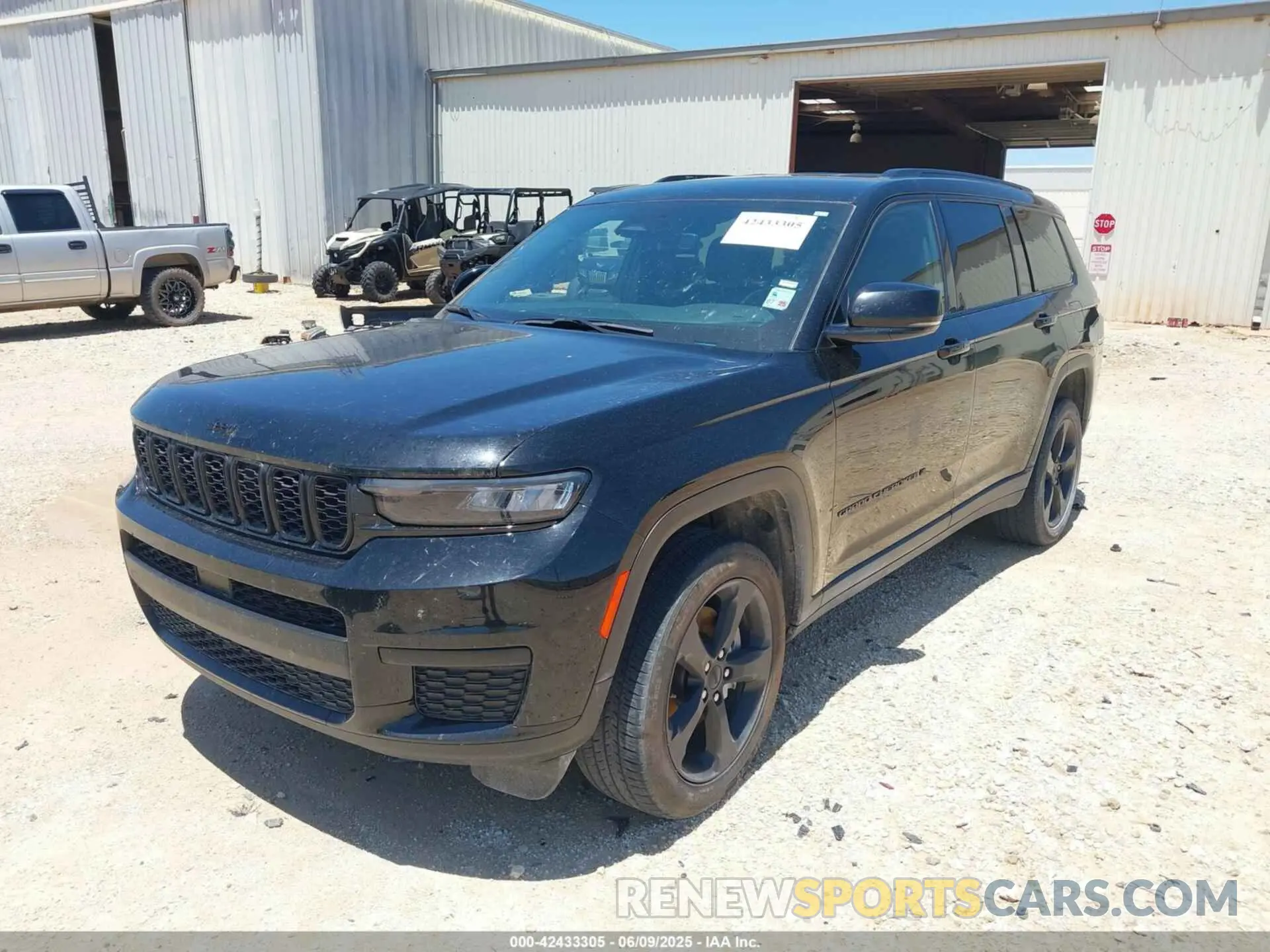 2 Photograph of a damaged car 1C4RJKAG6P8829453 JEEP GRAND CHEROKEE L 2023