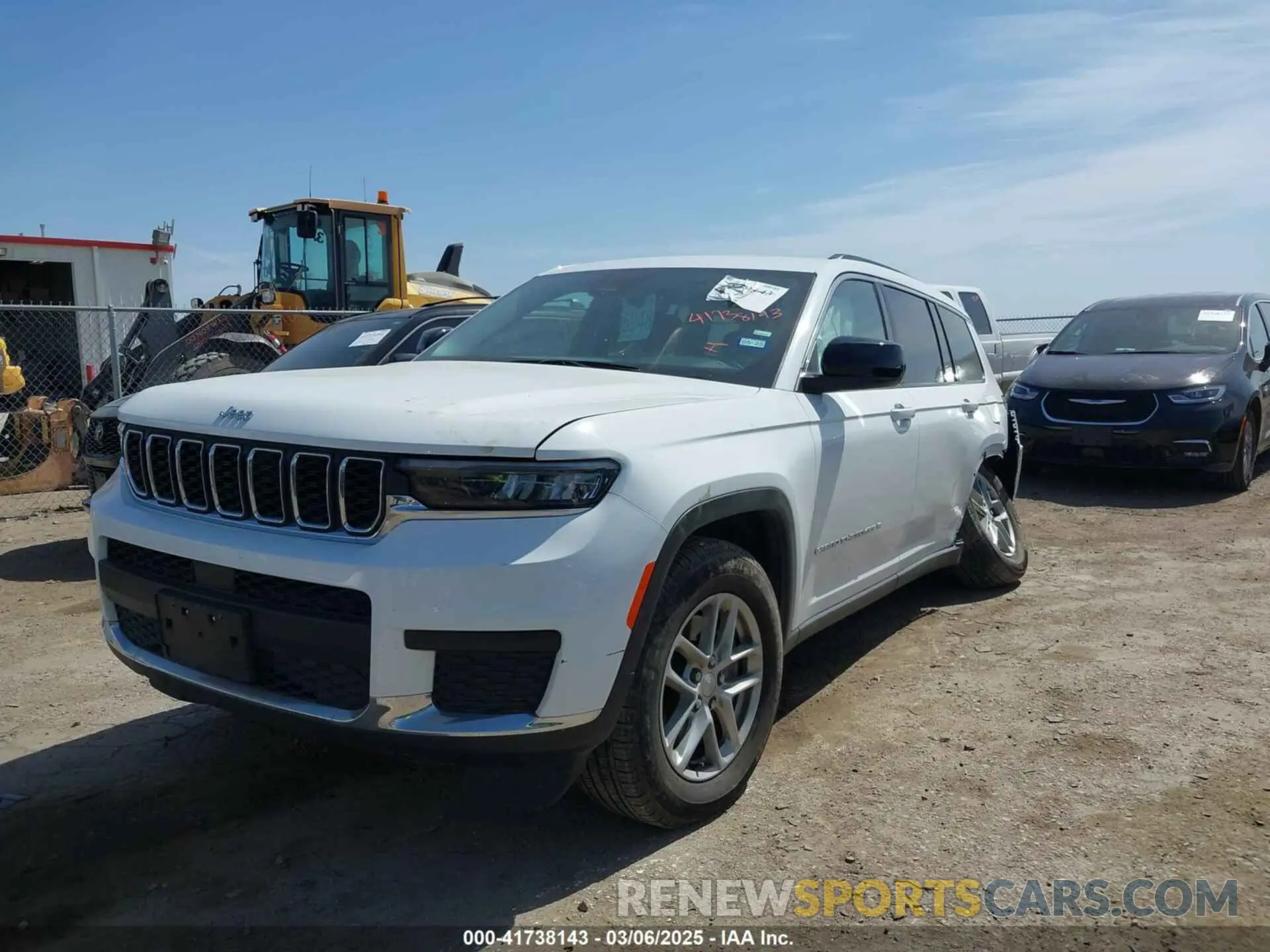 2 Photograph of a damaged car 1C4RJKAG7P8870237 JEEP GRAND CHEROKEE L 2023