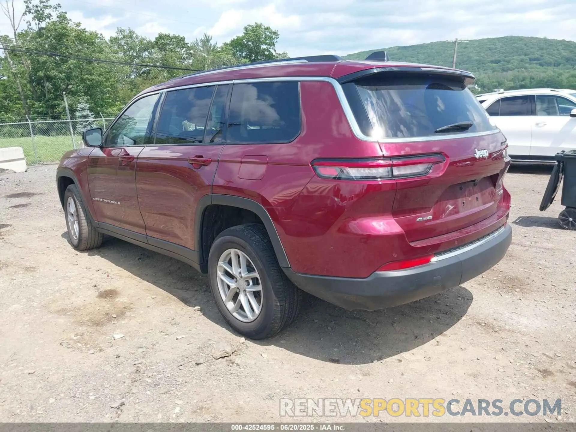 3 Фотография поврежденного автомобиля 1C4RJKAG9P8874080 JEEP GRAND CHEROKEE L 2023
