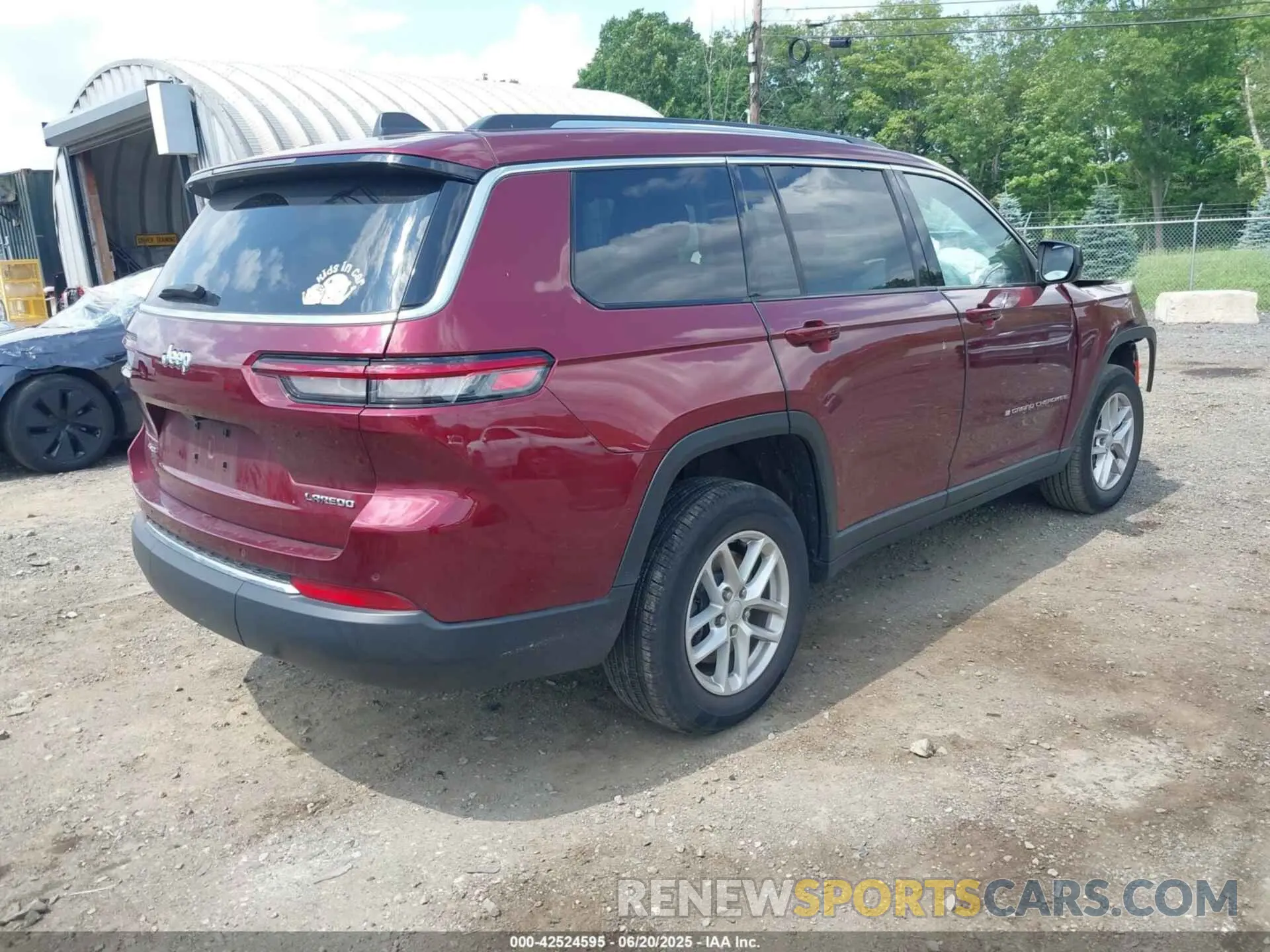 4 Фотография поврежденного автомобиля 1C4RJKAG9P8874080 JEEP GRAND CHEROKEE L 2023