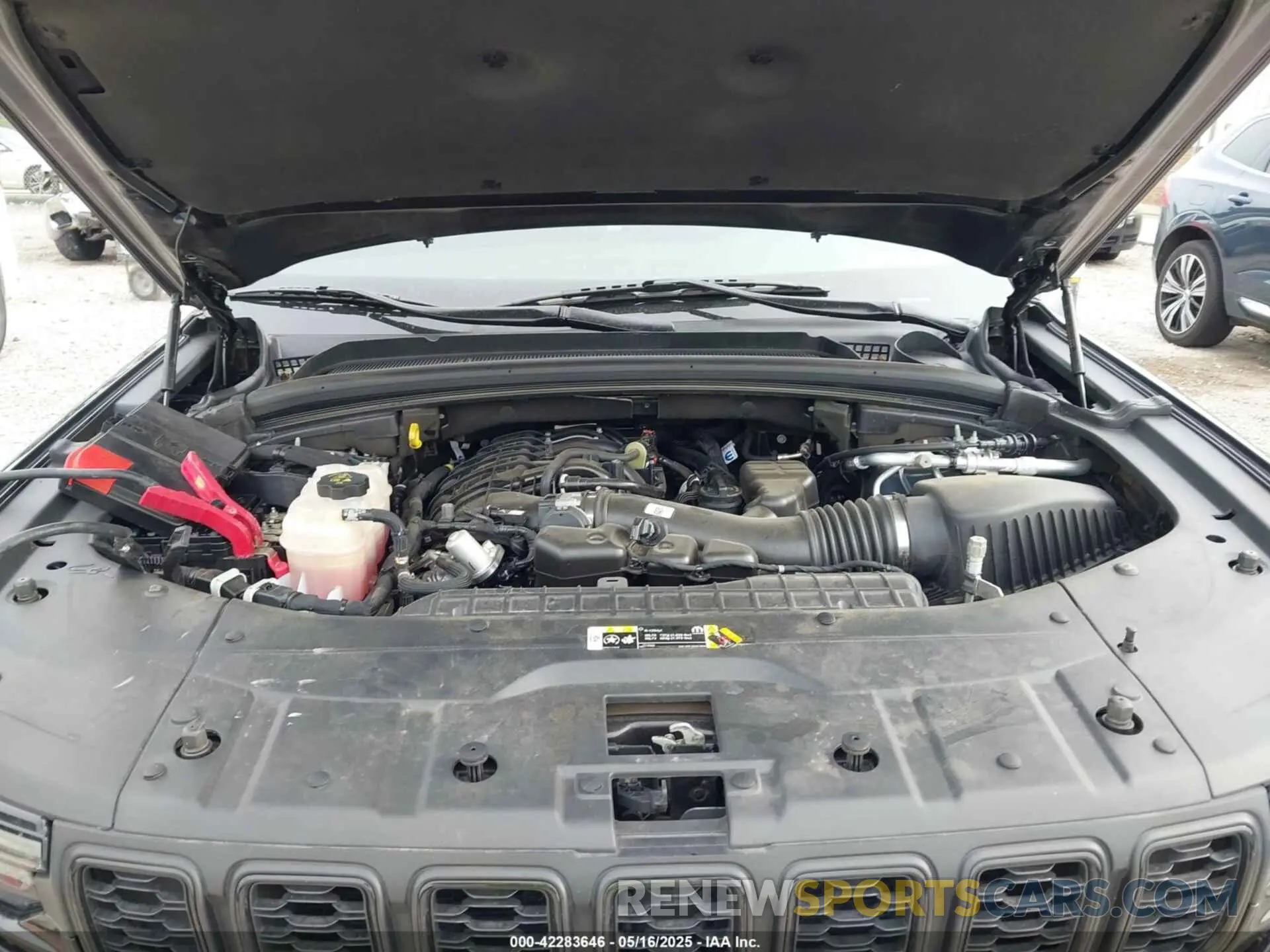 10 Фотография поврежденного автомобиля 1C4RJKAGXP8855232 JEEP GRAND CHEROKEE L 2023