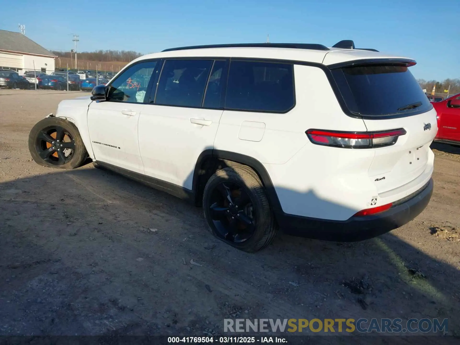 3 Фотография поврежденного автомобиля 1C4RJKAGXP8896766 JEEP GRAND CHEROKEE L 2023