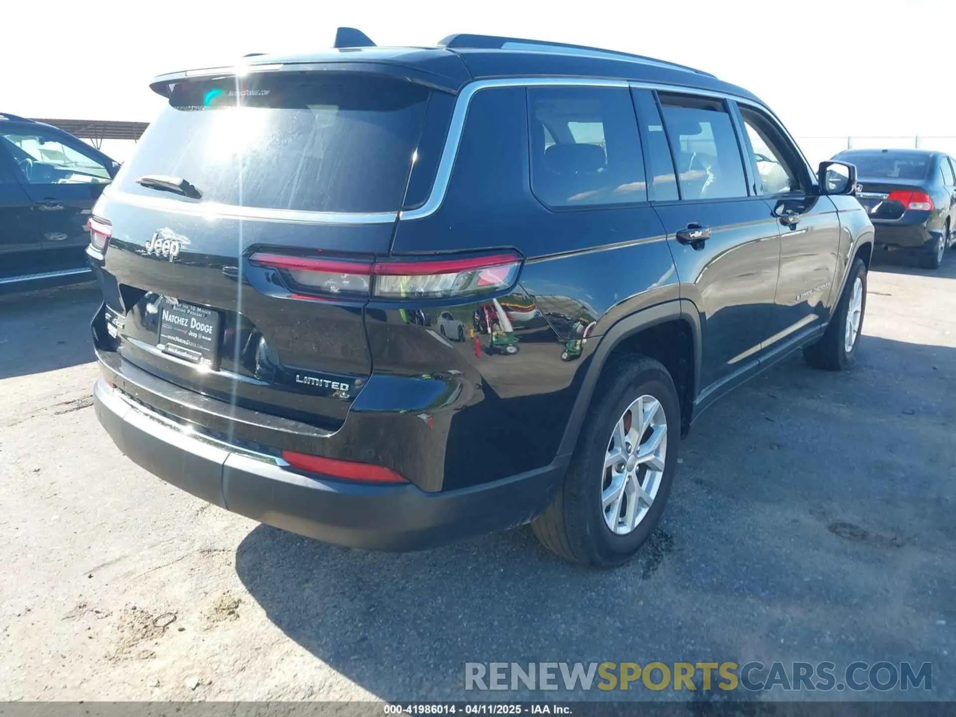 4 Фотография поврежденного автомобиля 1C4RJKBG1P8806693 JEEP GRAND CHEROKEE L 2023