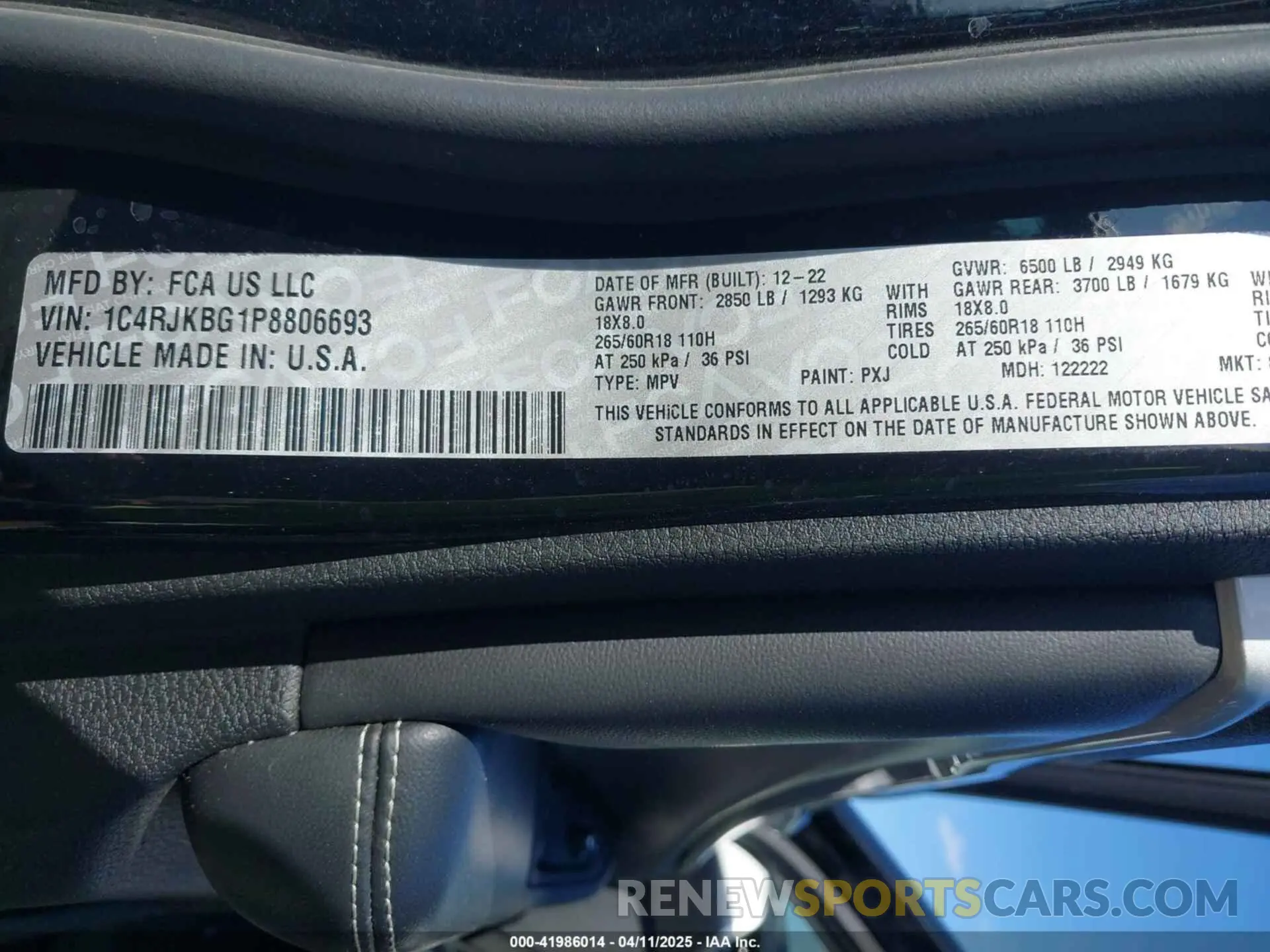 9 Фотография поврежденного автомобиля 1C4RJKBG1P8806693 JEEP GRAND CHEROKEE L 2023