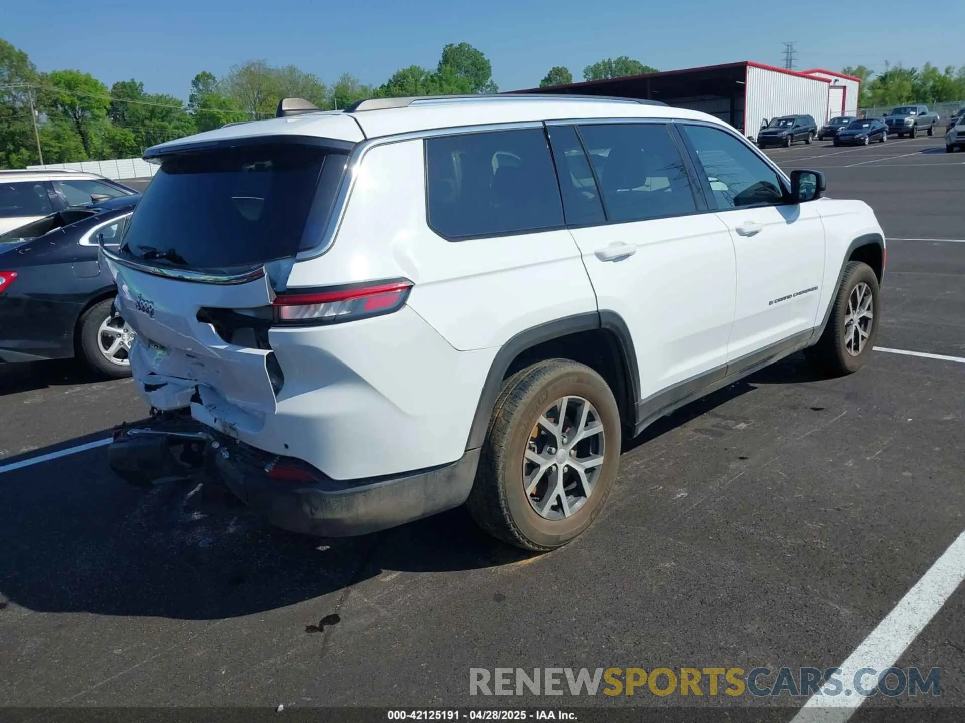 4 Фотография поврежденного автомобиля 1C4RJKBG2P8793419 JEEP GRAND CHEROKEE L 2023