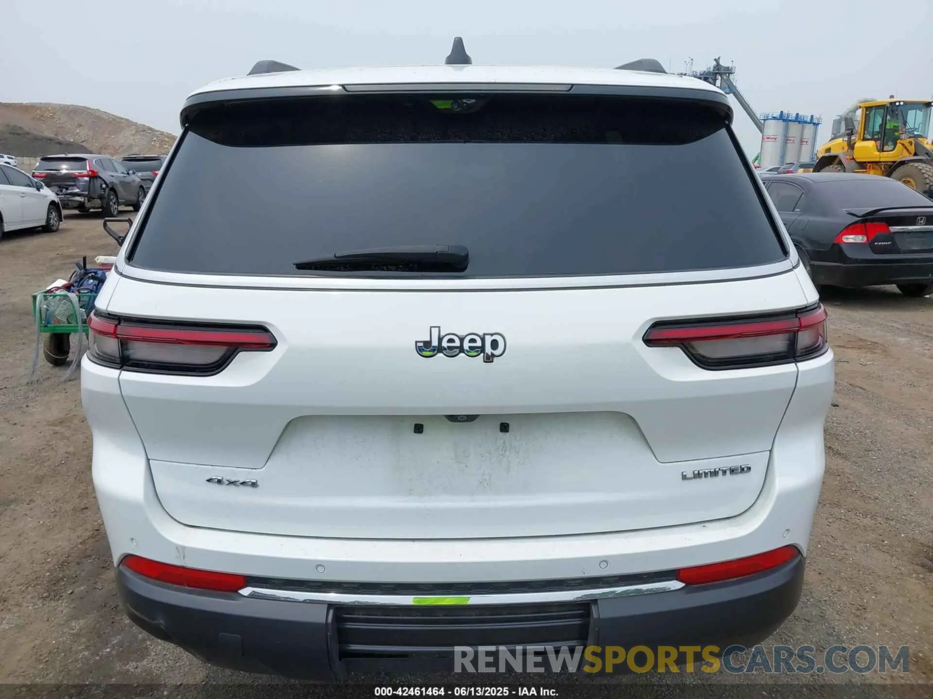 16 Photograph of a damaged car 1C4RJKBG3P8792859 JEEP GRAND CHEROKEE L 2023