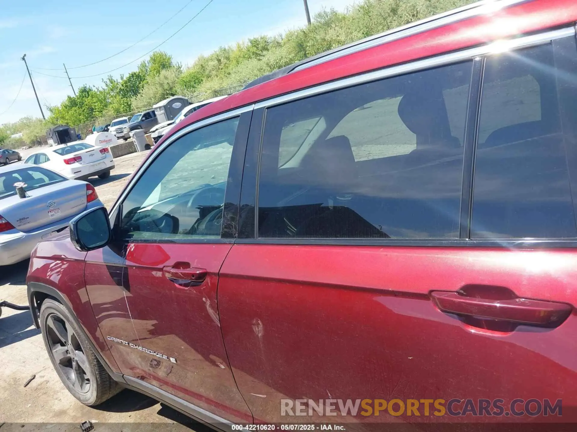 15 Photograph of a damaged car 1C4RJKBG5P8851281 JEEP GRAND CHEROKEE L 2023