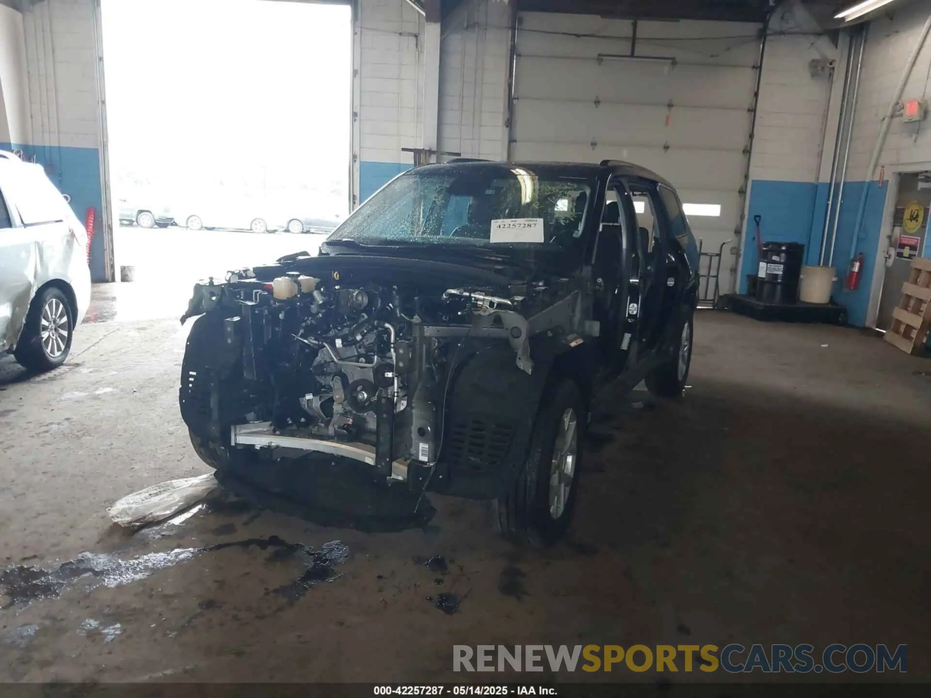 6 Фотография поврежденного автомобиля 1C4RJKBG6P8733336 JEEP GRAND CHEROKEE L 2023
