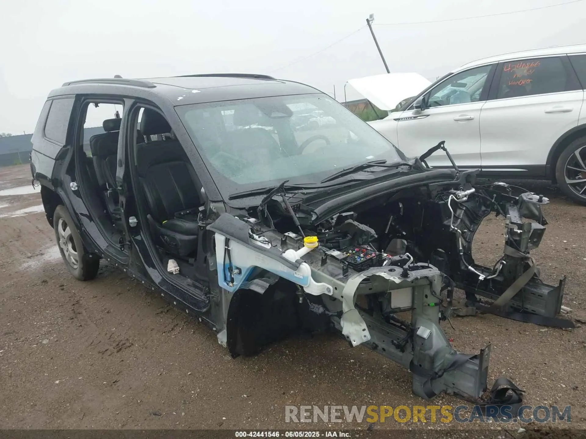 1 Фотография поврежденного автомобиля 1C4RJKBG9P8719611 JEEP GRAND CHEROKEE L 2023
