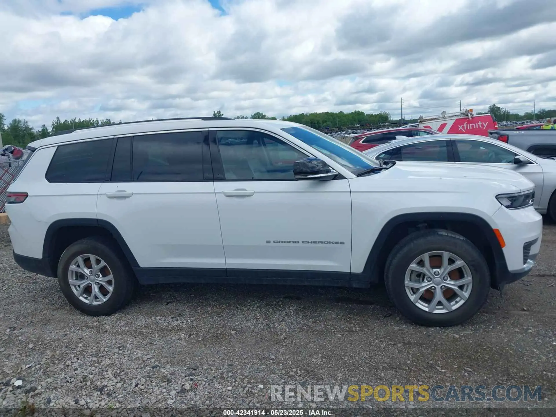 13 Фотография поврежденного автомобиля 1C4RJKBGXP8780661 JEEP GRAND CHEROKEE L 2023