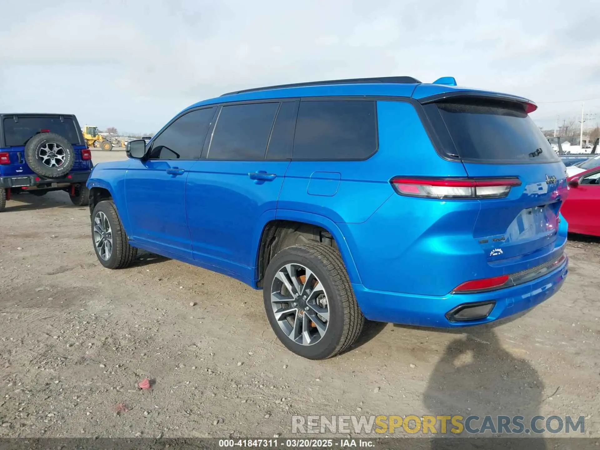 3 Фотография поврежденного автомобиля 1C4RJKDG0P8731272 JEEP GRAND CHEROKEE L 2023