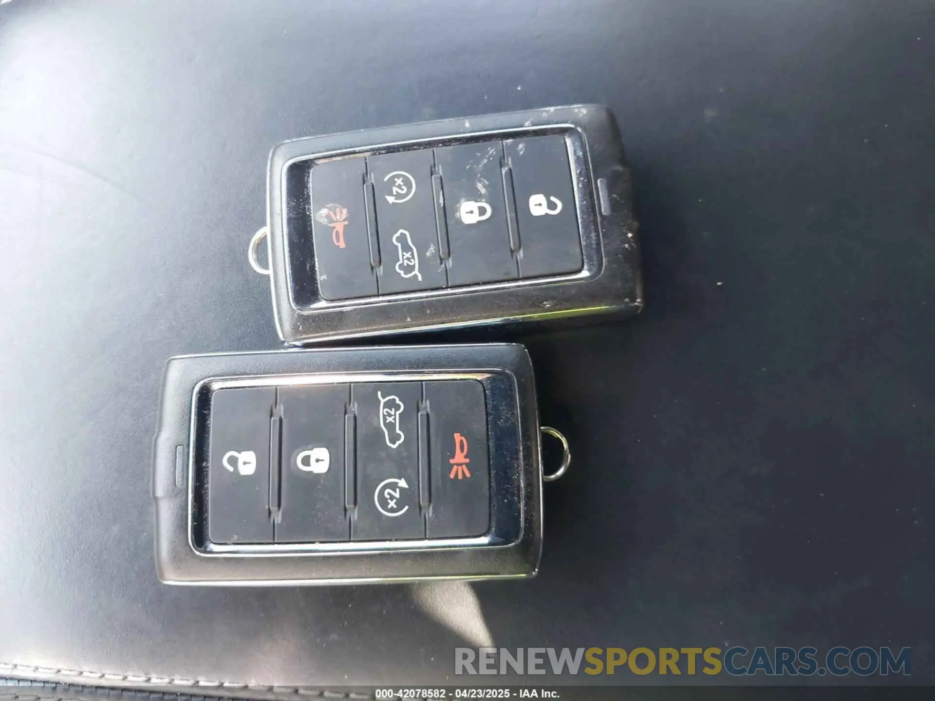11 Фотография поврежденного автомобиля 1C4RJKDG1P8825368 JEEP GRAND CHEROKEE L 2023