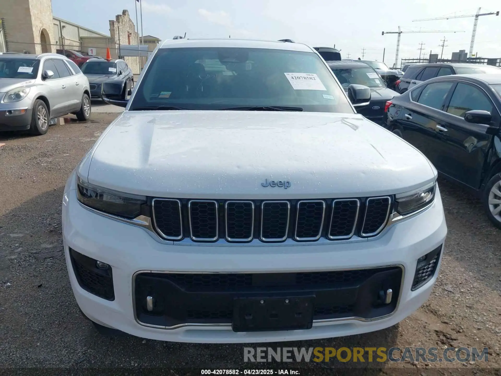 12 Фотография поврежденного автомобиля 1C4RJKDG1P8825368 JEEP GRAND CHEROKEE L 2023
