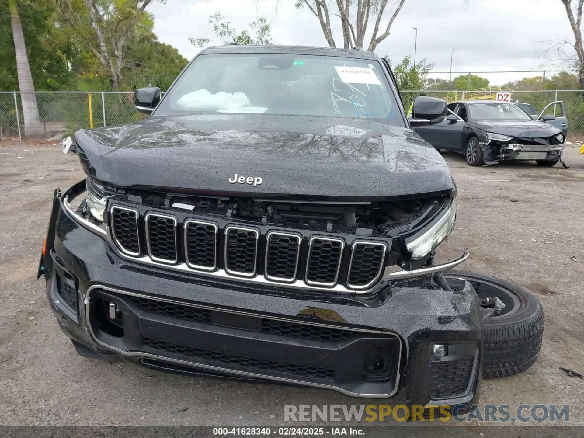 13 Фотография поврежденного автомобиля 1C4RJKDG1P8832675 JEEP GRAND CHEROKEE L 2023