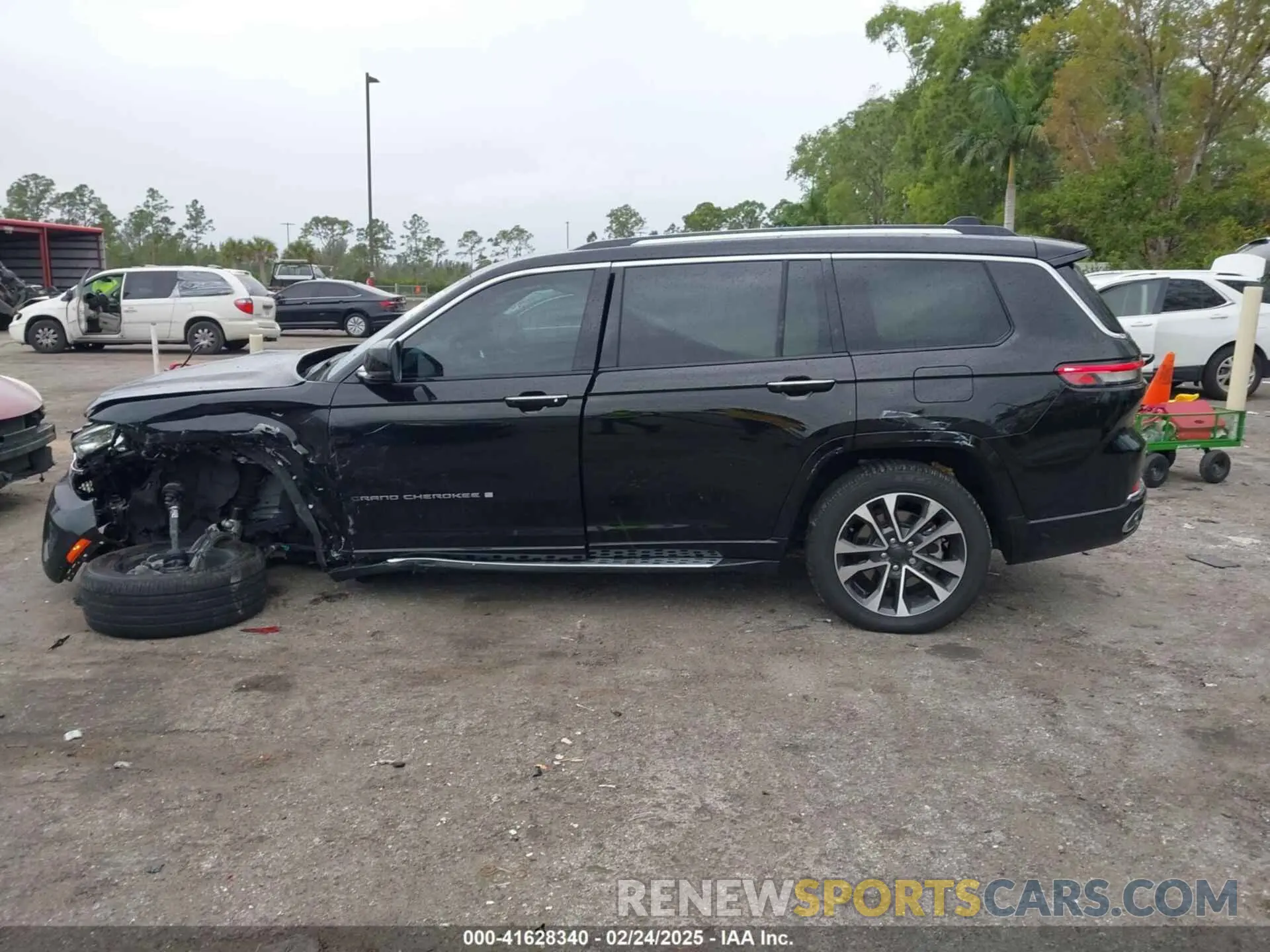 15 Фотография поврежденного автомобиля 1C4RJKDG1P8832675 JEEP GRAND CHEROKEE L 2023