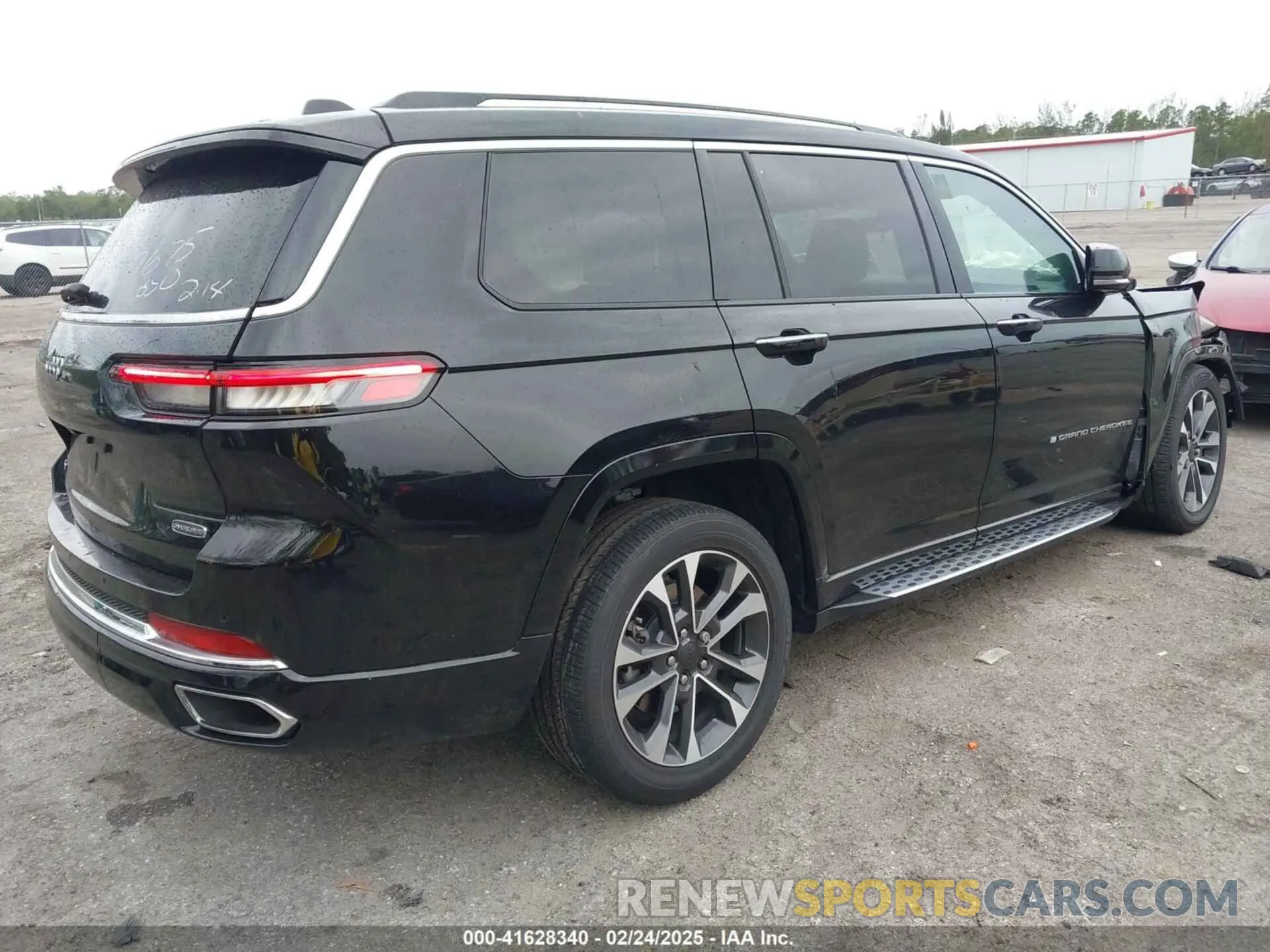 4 Фотография поврежденного автомобиля 1C4RJKDG1P8832675 JEEP GRAND CHEROKEE L 2023