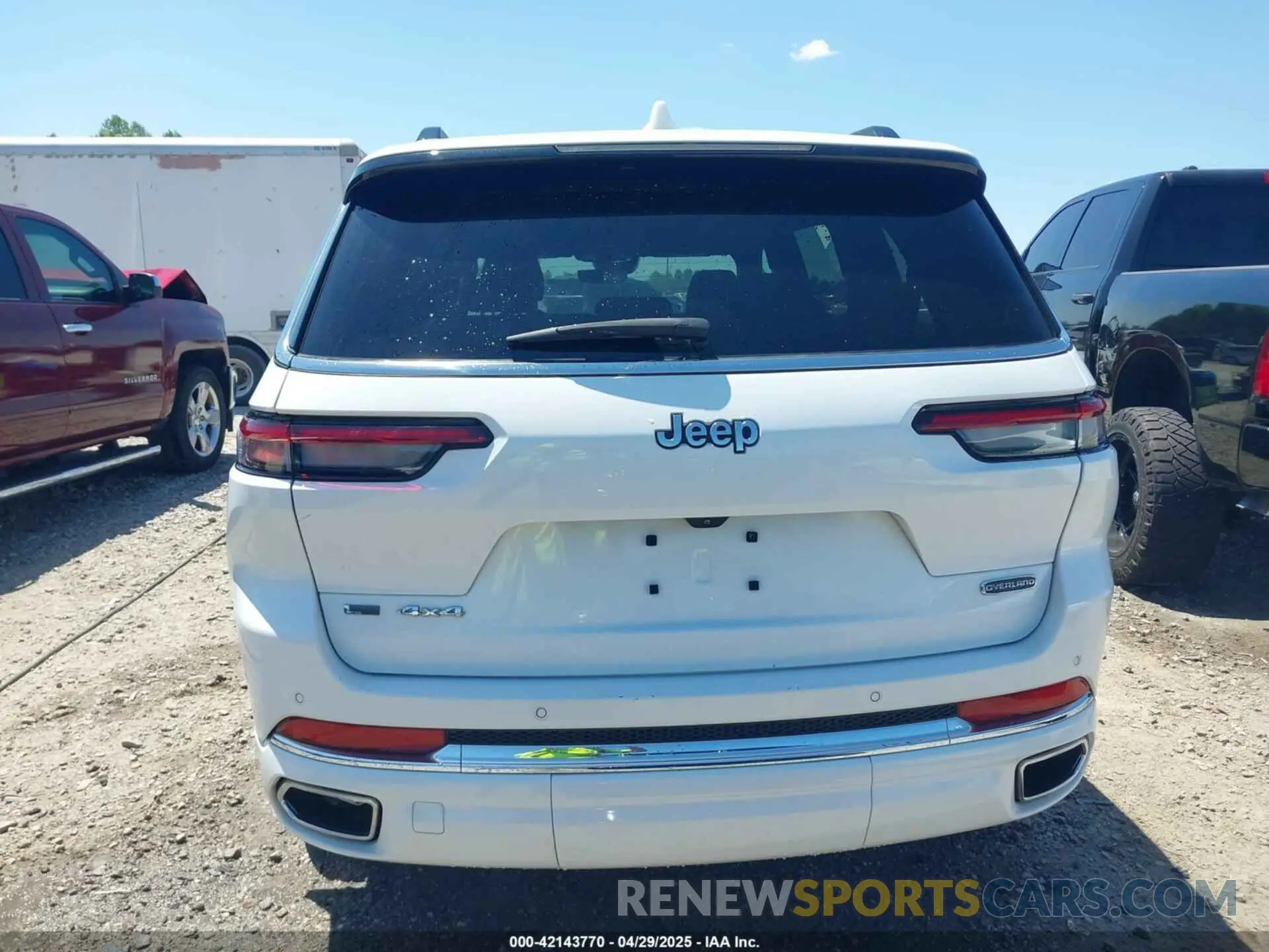 17 Фотография поврежденного автомобиля 1C4RJKDG9P8109141 JEEP GRAND CHEROKEE L 2023