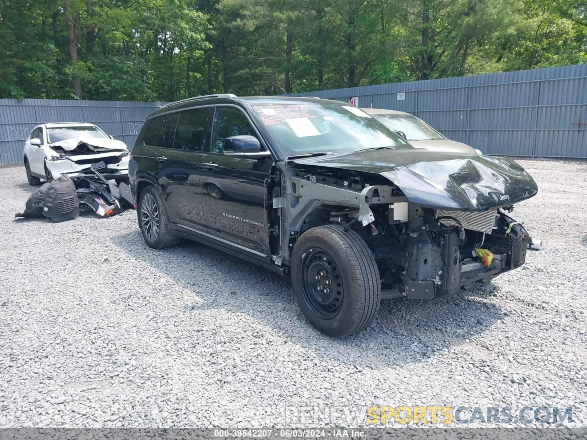 1 Photograph of a damaged car 1C4RJKET3P8110118 JEEP GRAND CHEROKEE L 2023