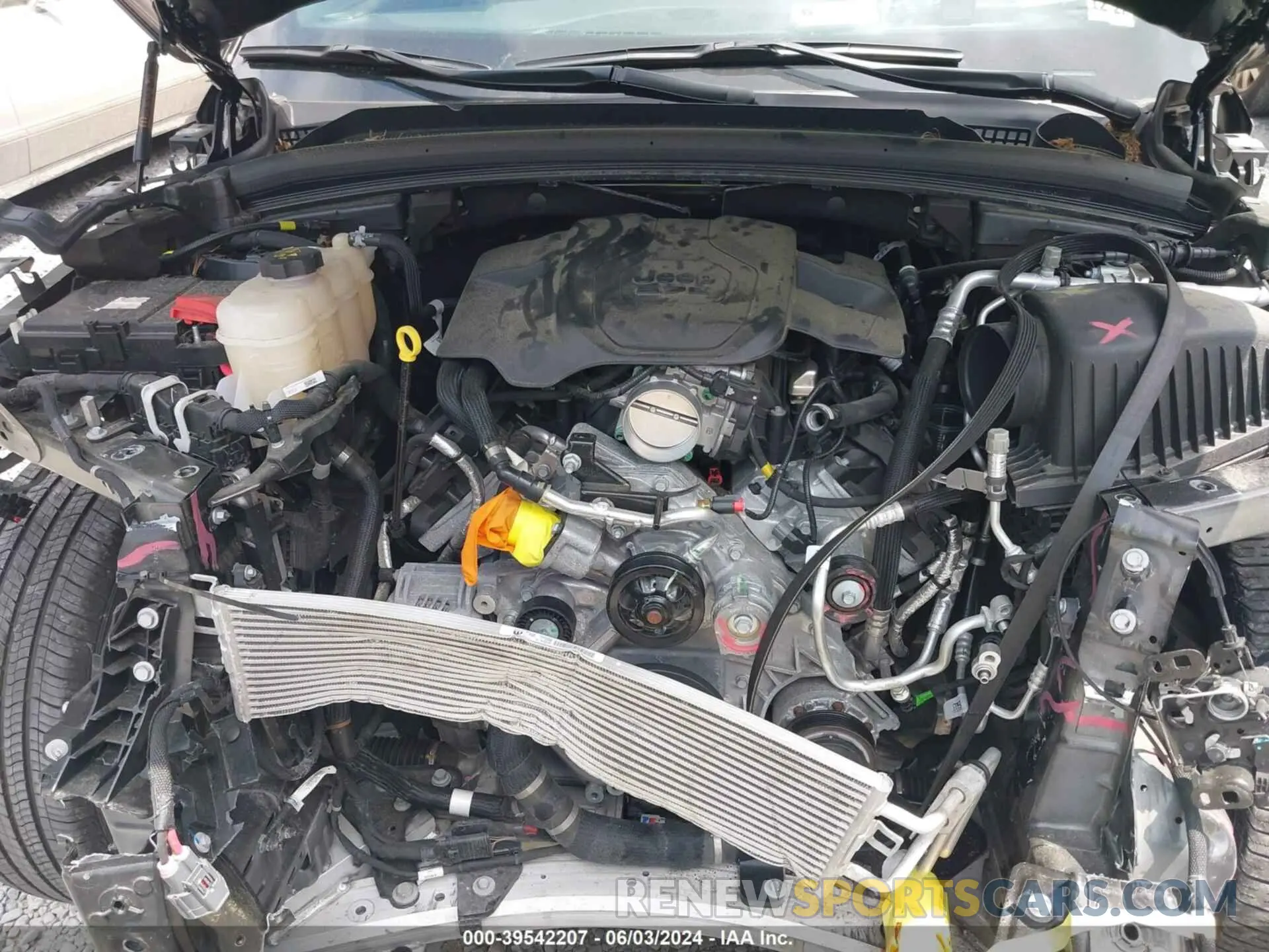 10 Photograph of a damaged car 1C4RJKET3P8110118 JEEP GRAND CHEROKEE L 2023