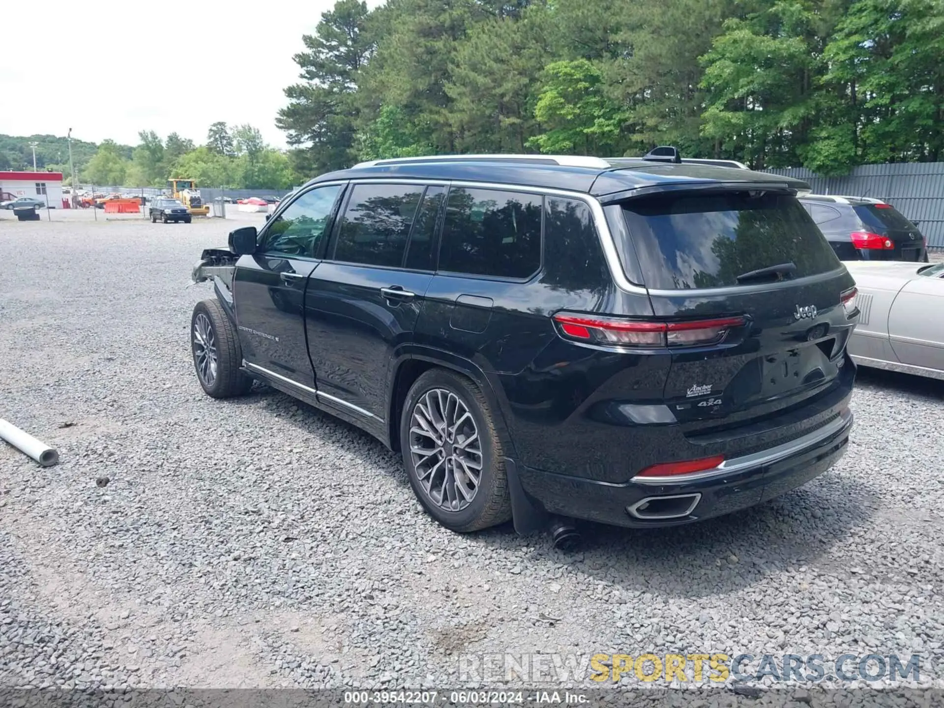 3 Photograph of a damaged car 1C4RJKET3P8110118 JEEP GRAND CHEROKEE L 2023
