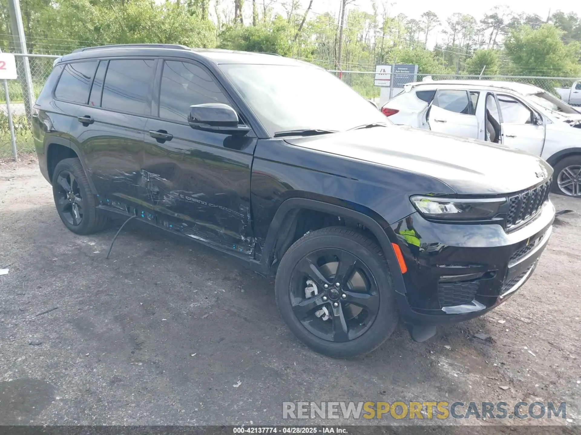 1 Photograph of a damaged car 1C4RJJBG1R8546339 JEEP GRAND CHEROKEE L 2024