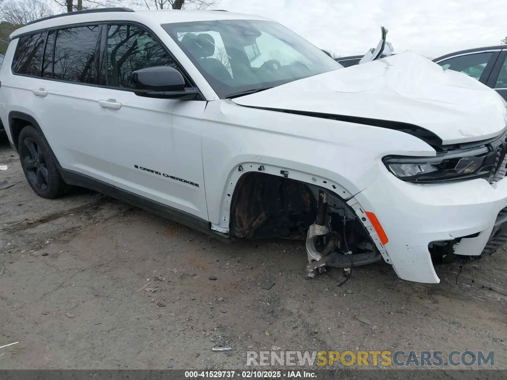 1 Фотография поврежденного автомобиля 1C4RJJBGXR8525537 JEEP GRAND CHEROKEE L 2024