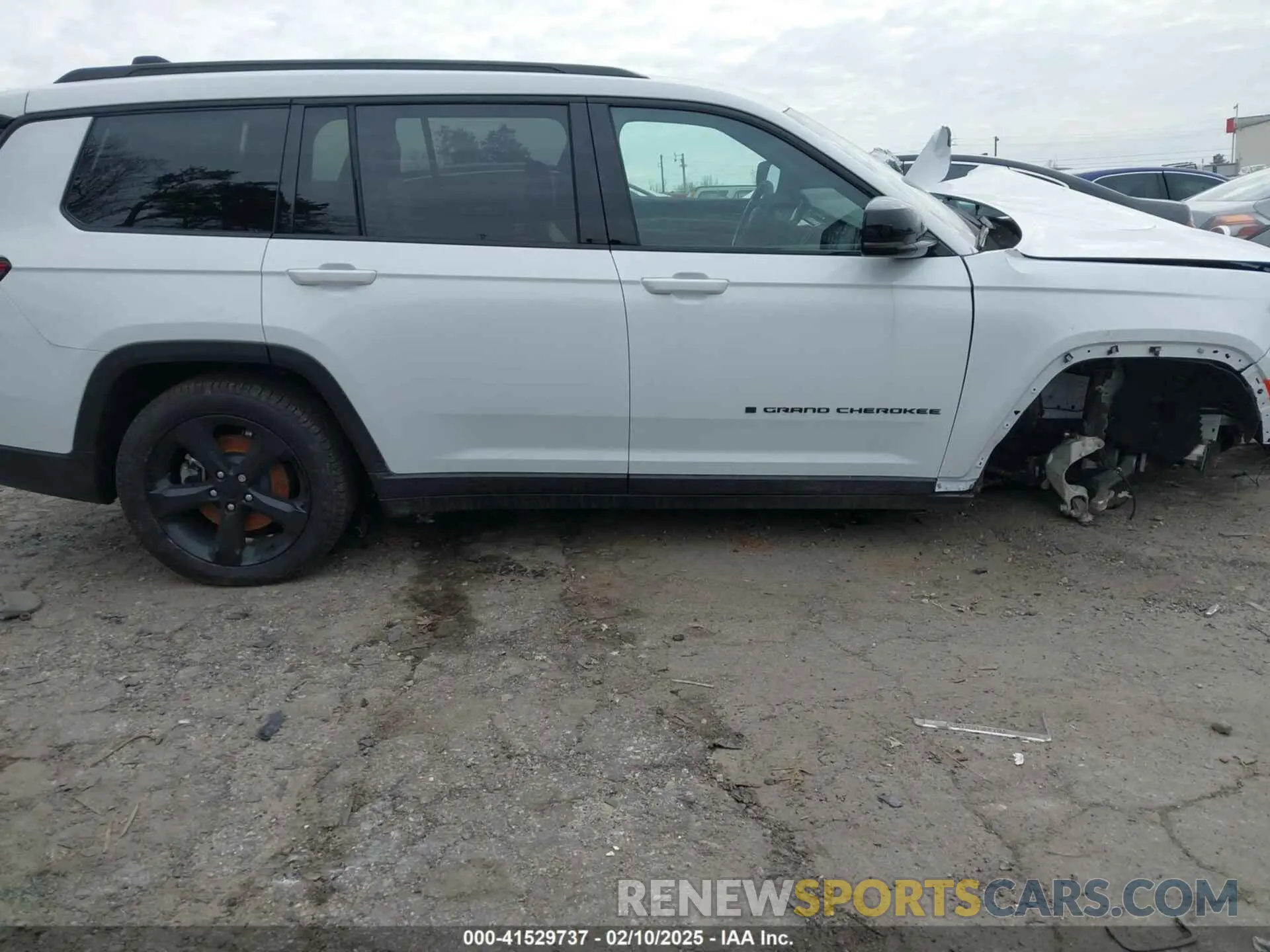 13 Фотография поврежденного автомобиля 1C4RJJBGXR8525537 JEEP GRAND CHEROKEE L 2024