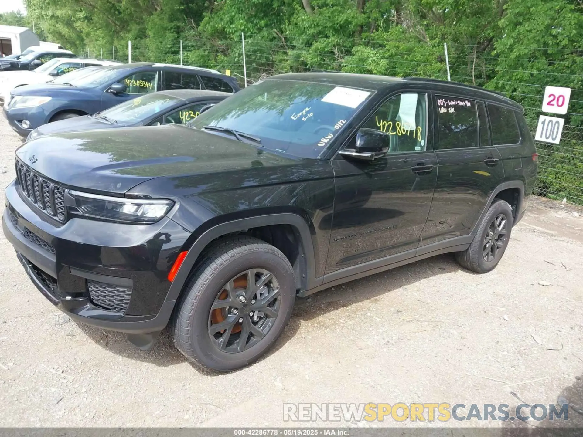 2 Photograph of a damaged car 1C4RJKAG0R8515218 JEEP GRAND CHEROKEE L 2024