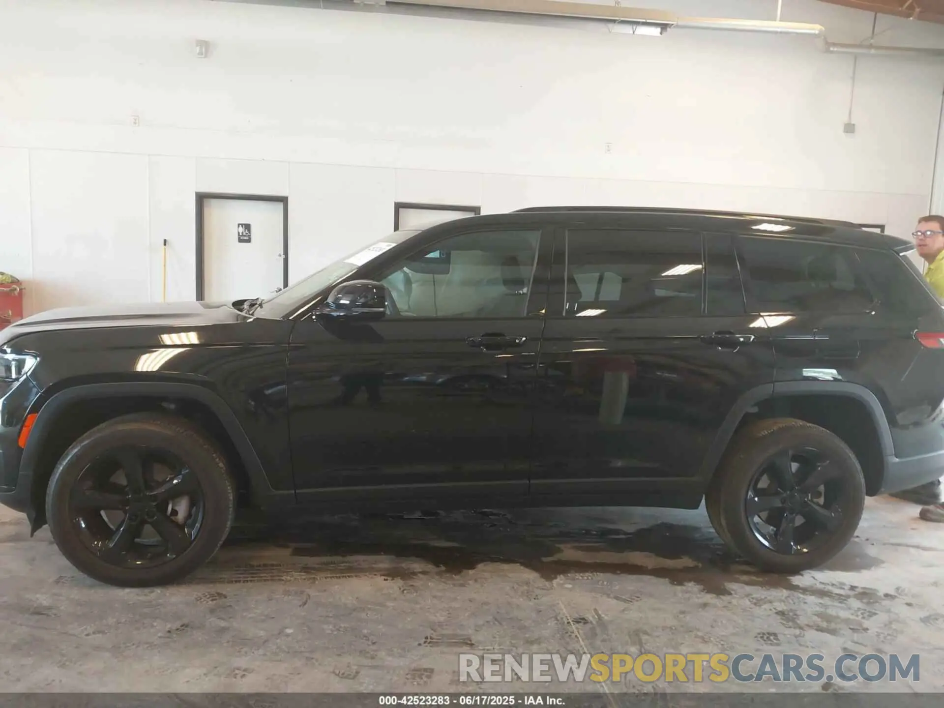 14 Фотография поврежденного автомобиля 1C4RJKAG3R8508859 JEEP GRAND CHEROKEE L 2024