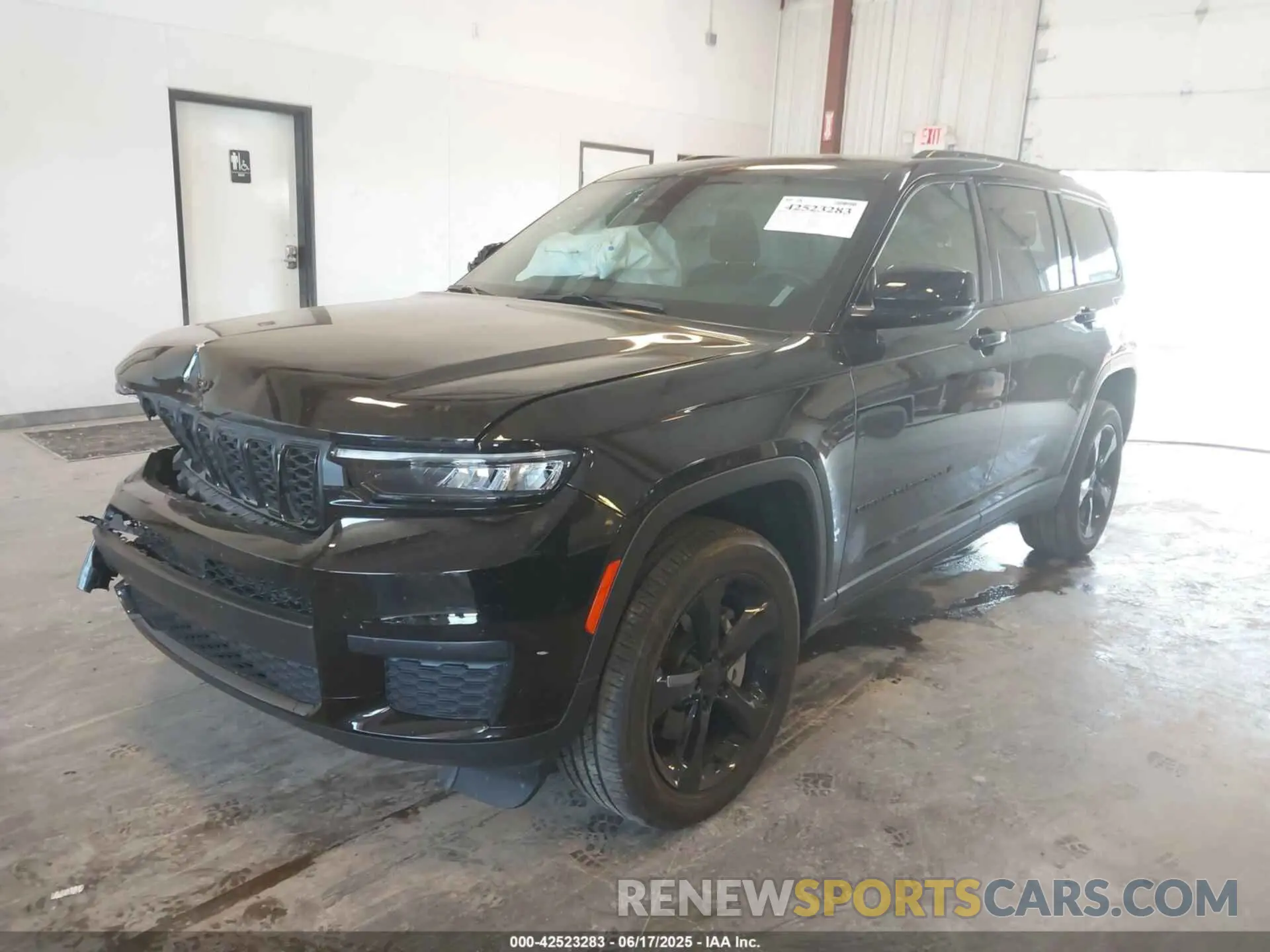 2 Фотография поврежденного автомобиля 1C4RJKAG3R8508859 JEEP GRAND CHEROKEE L 2024