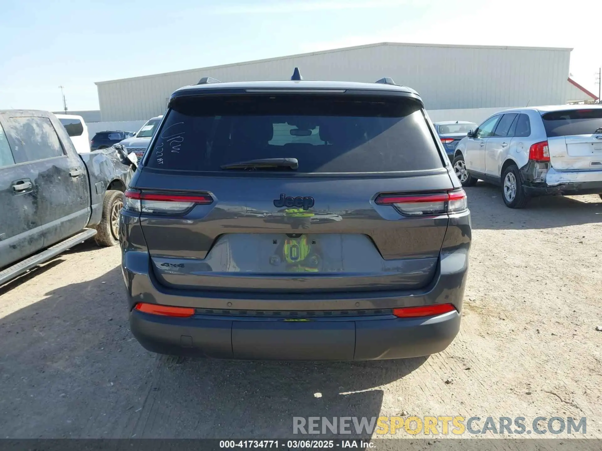 16 Photograph of a damaged car 1C4RJKAG4R8507770 JEEP GRAND CHEROKEE L 2024